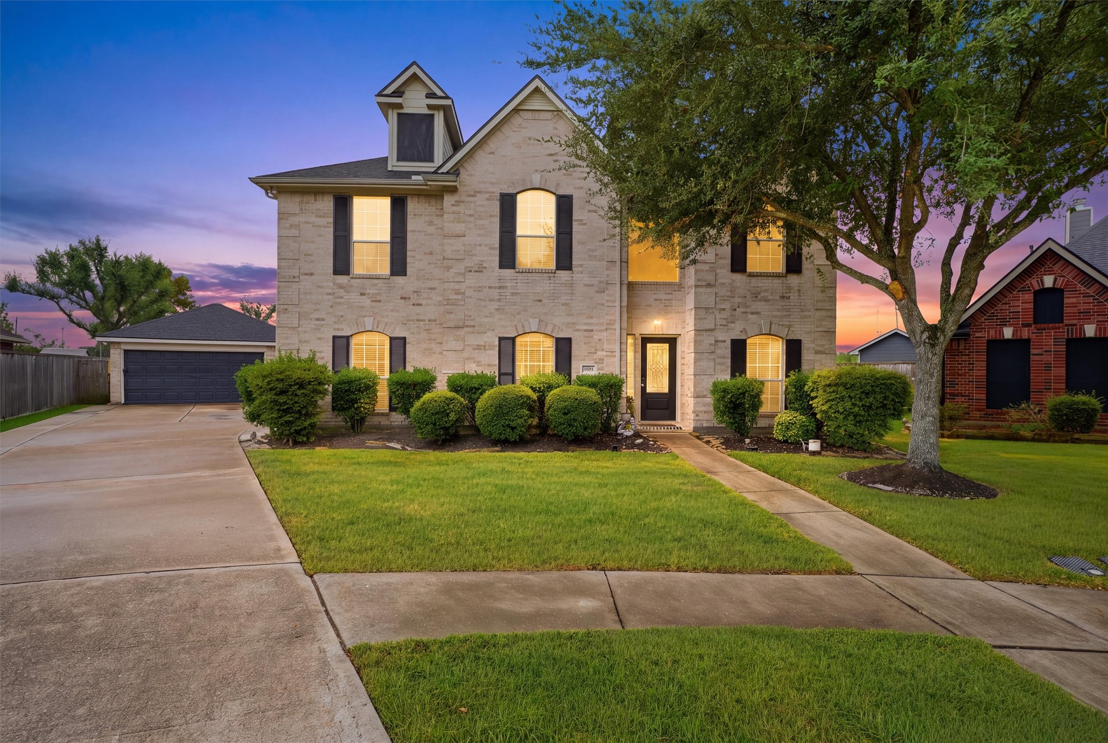 Listing photo 1