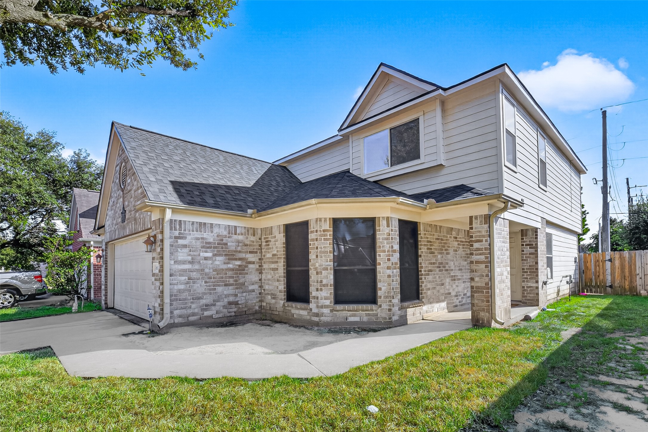 Listing photo 1