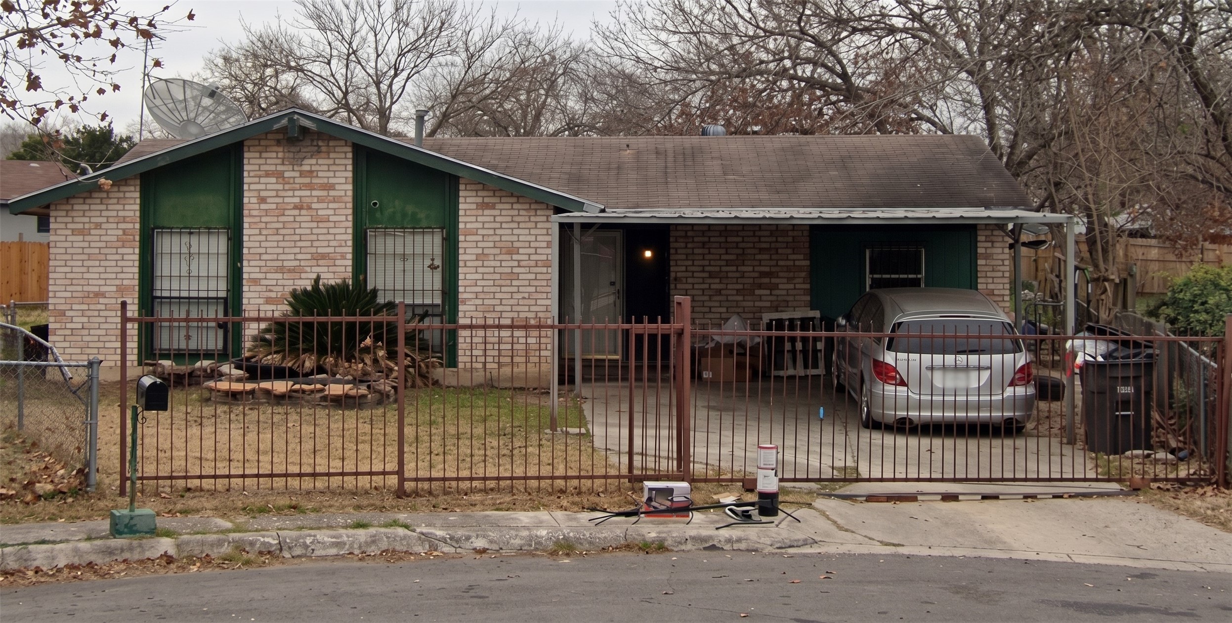 Listing photo 1