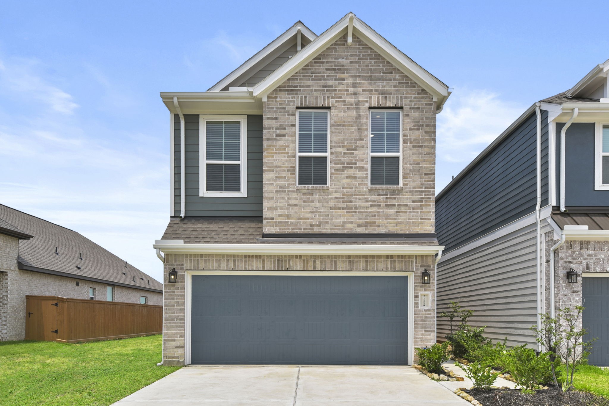 Listing photo 1