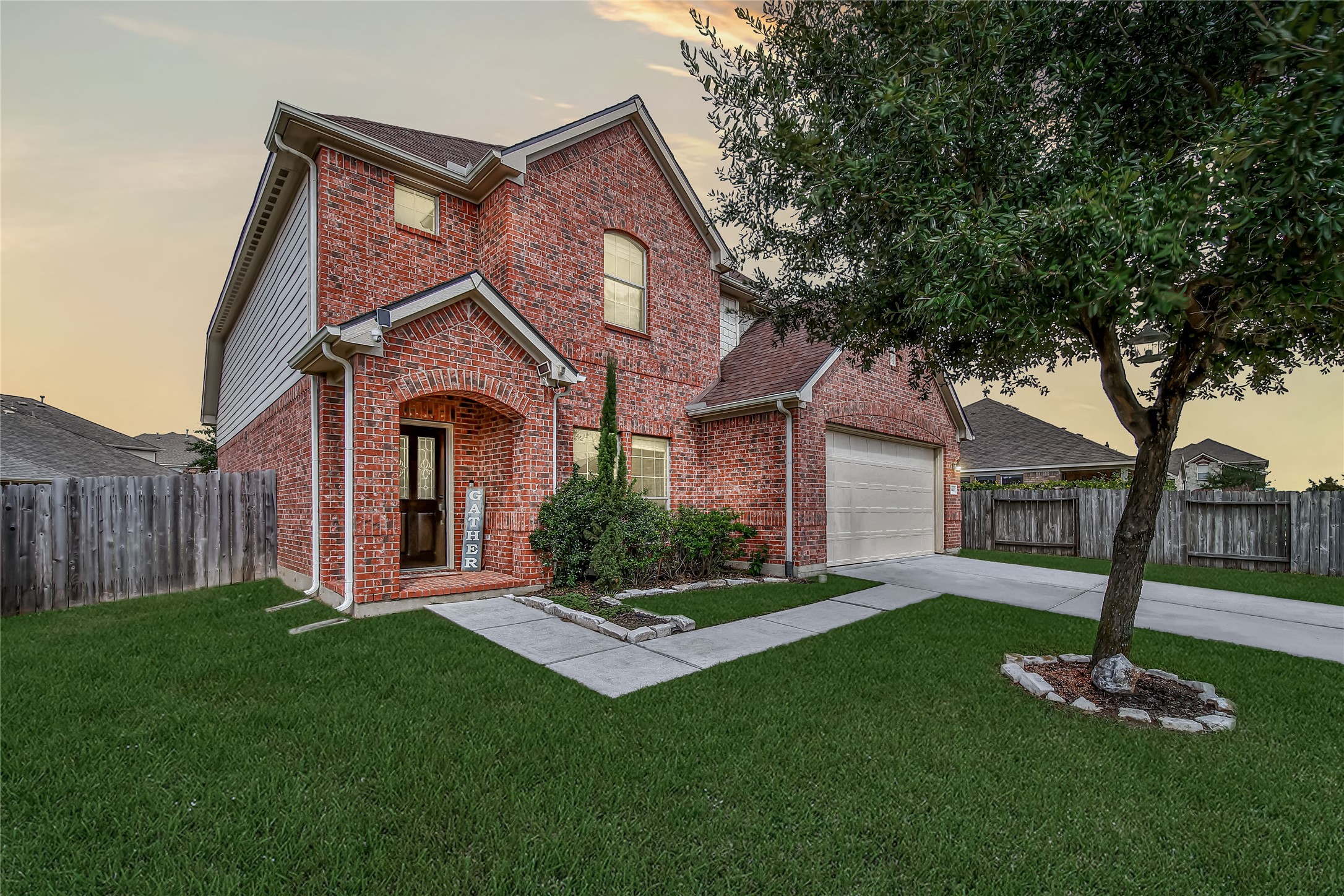 Listing photo 1