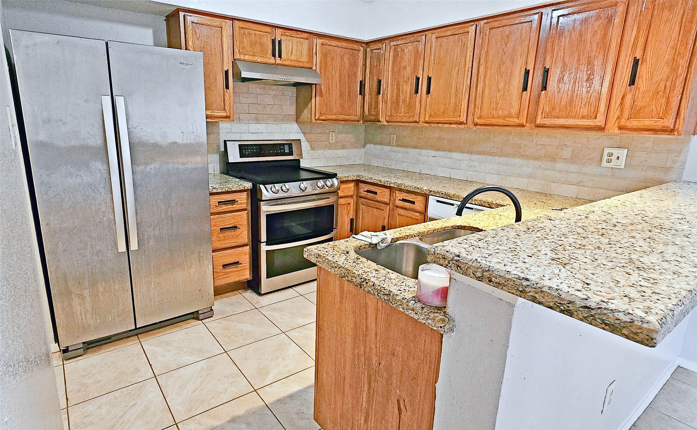 Listing photo 1