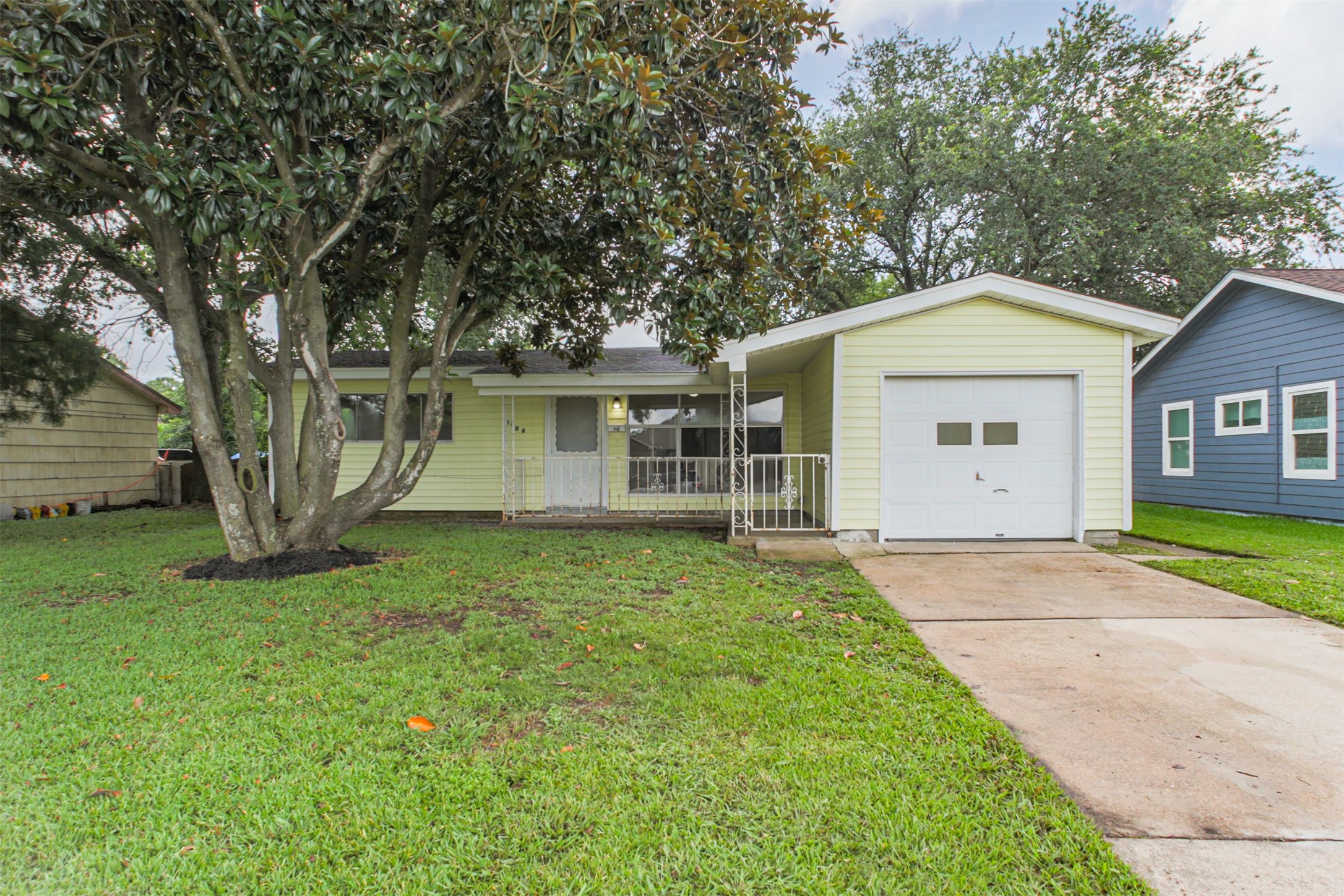 Listing photo 1