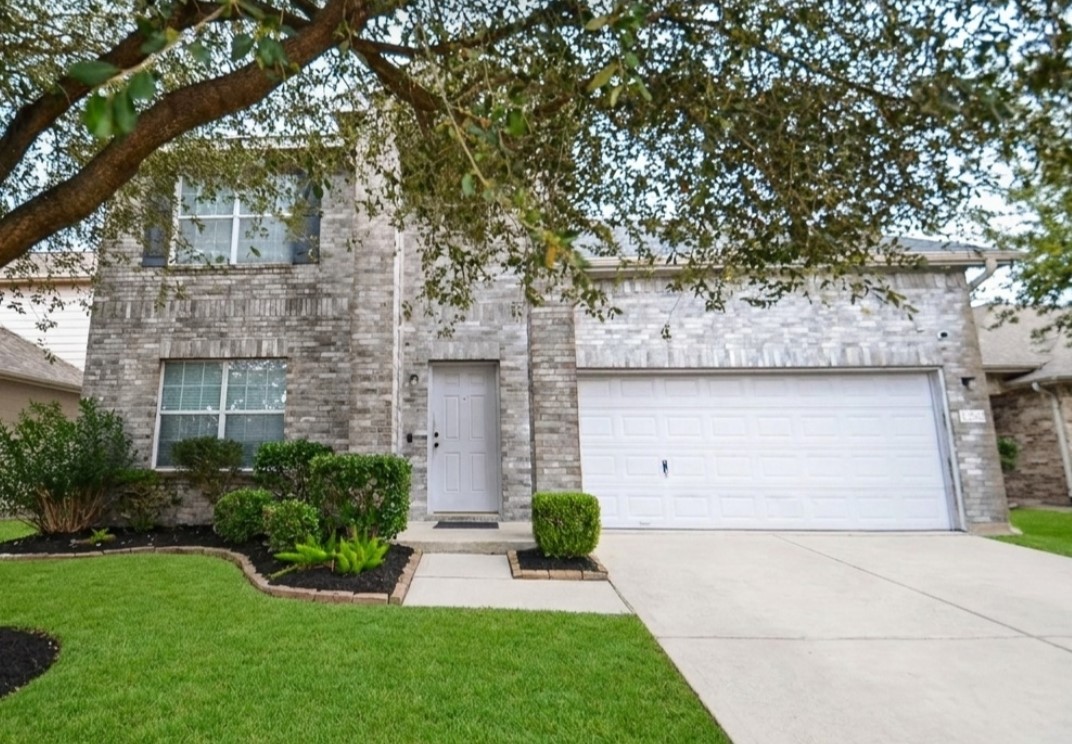 Listing photo 1