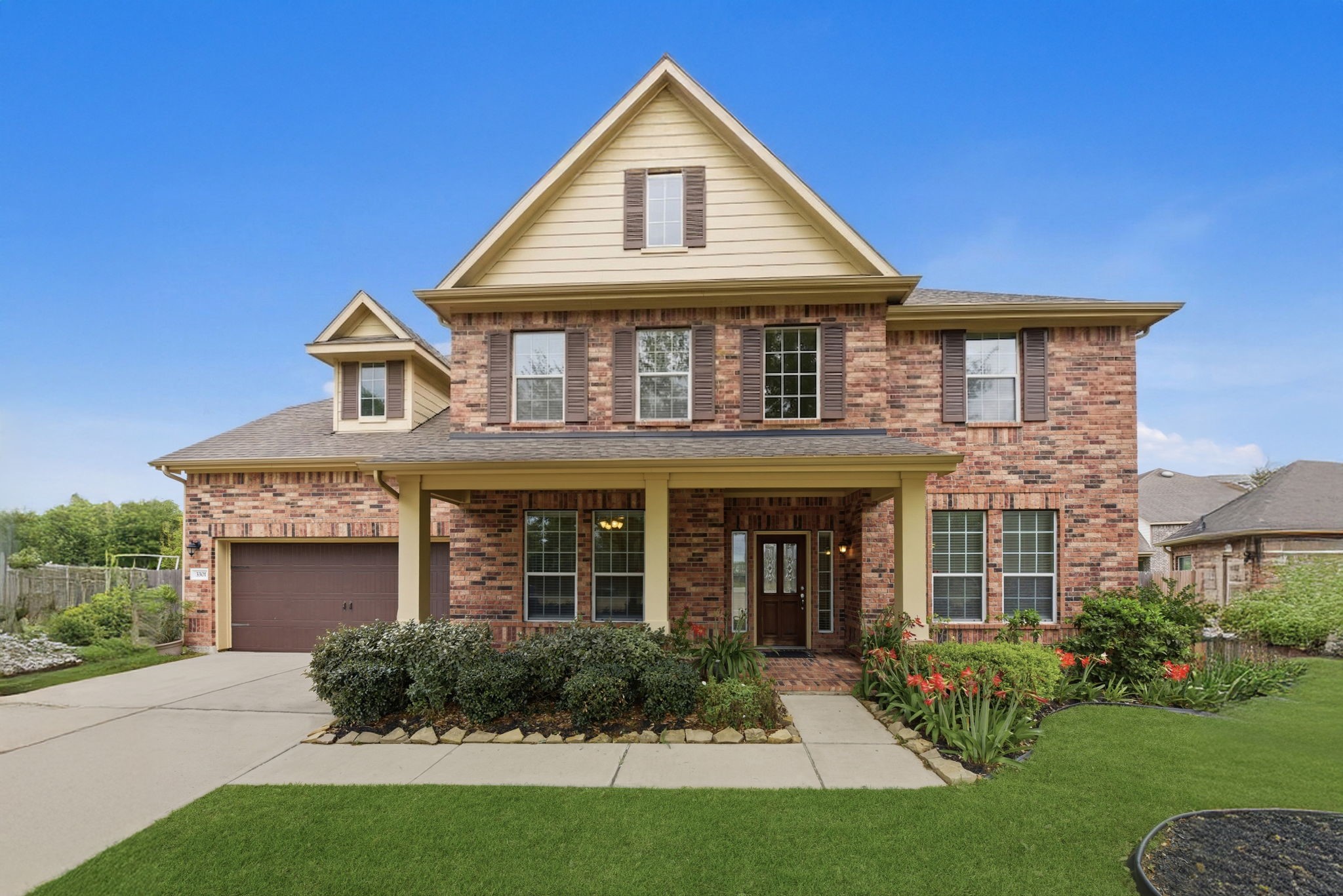 Listing photo 1