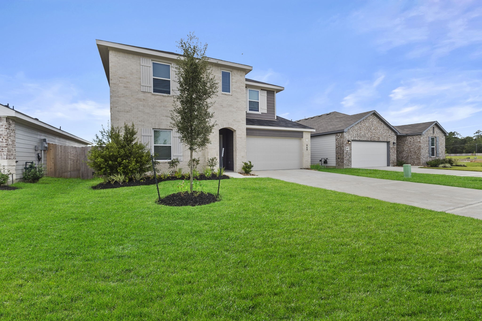 Listing photo 1