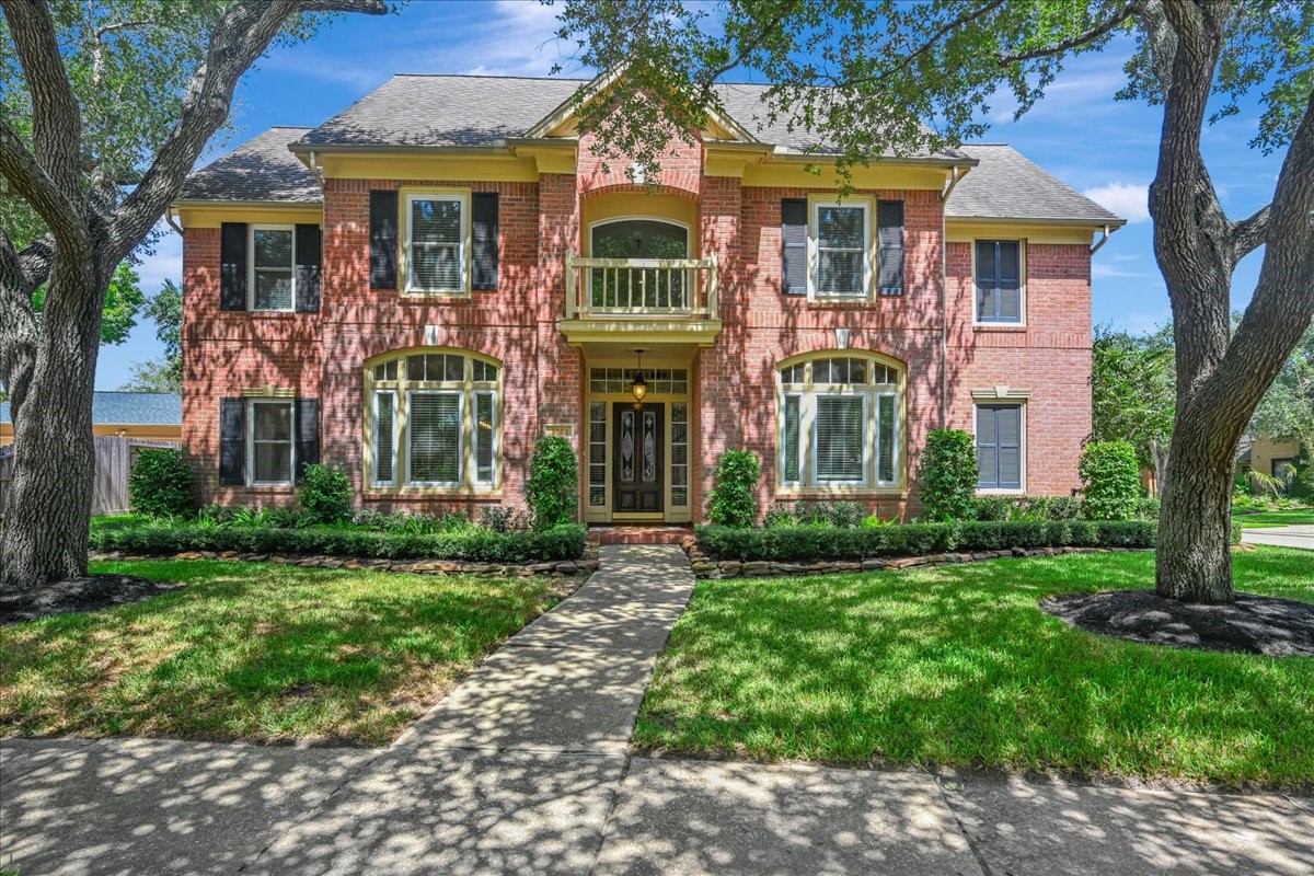 Listing photo 1