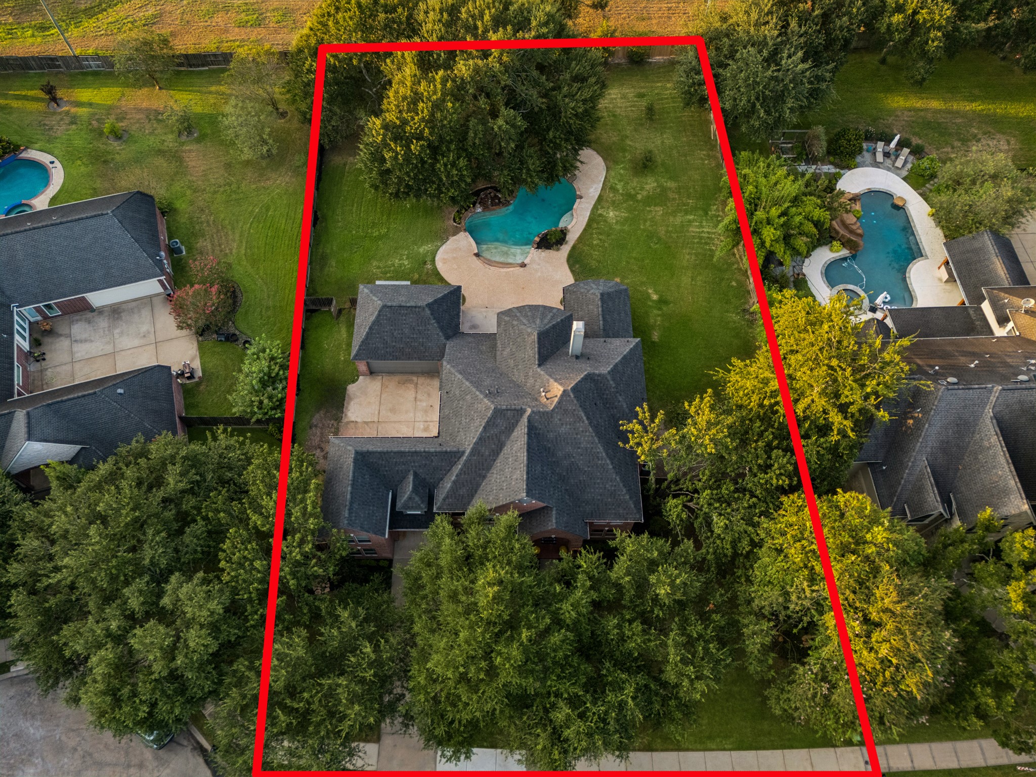 Listing photo 4