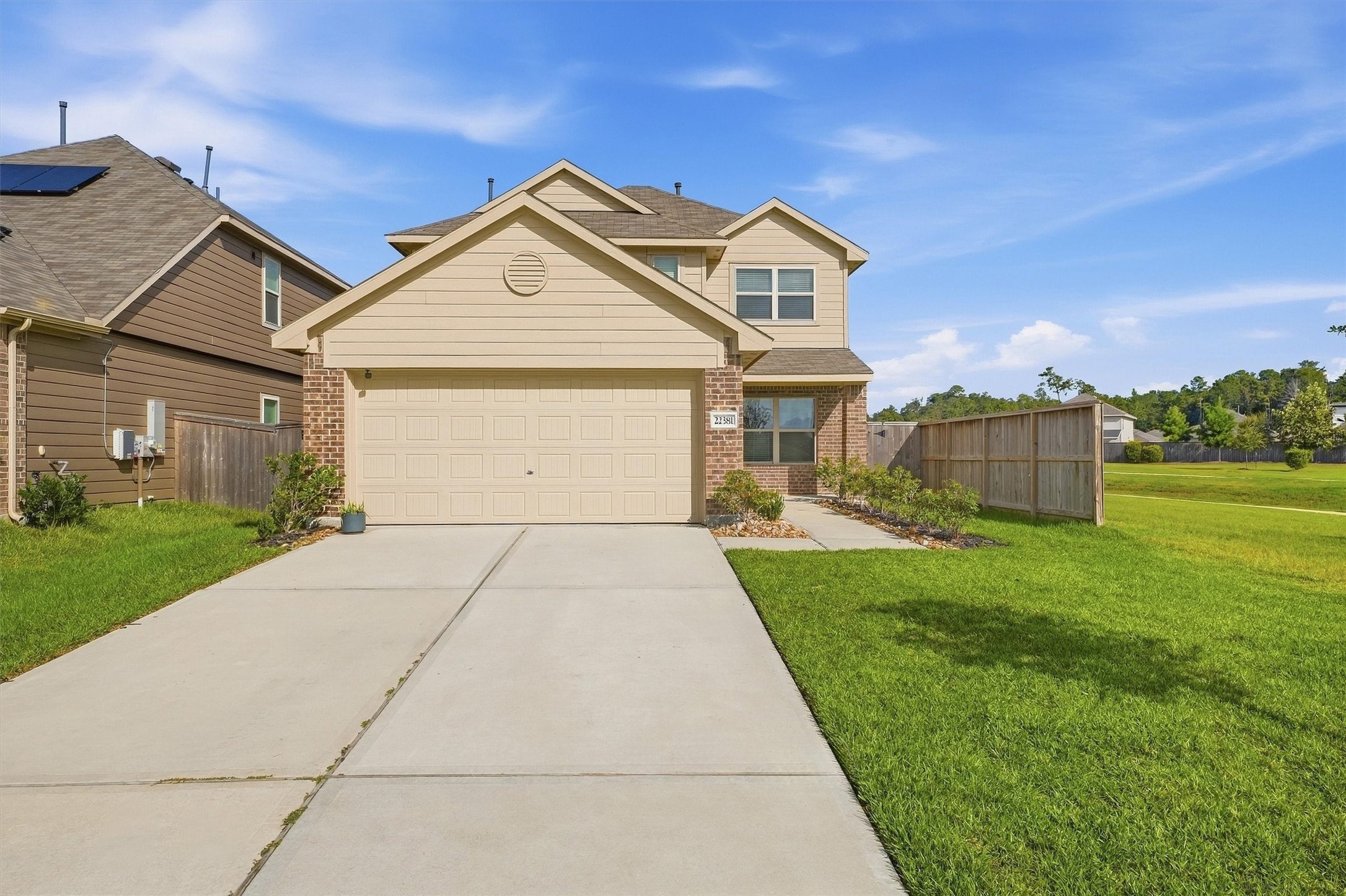Listing photo 1