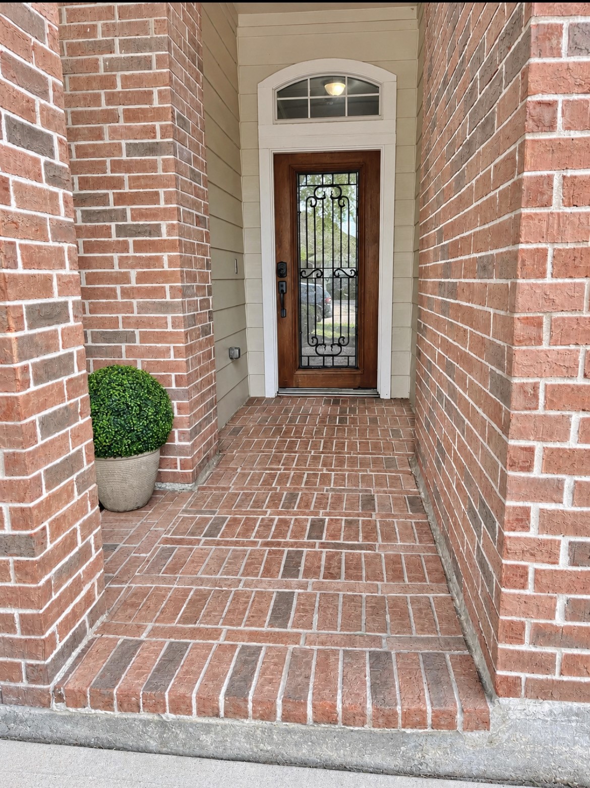 Listing photo 4