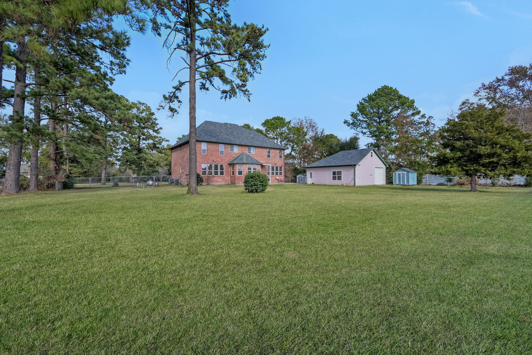 Listing photo 5