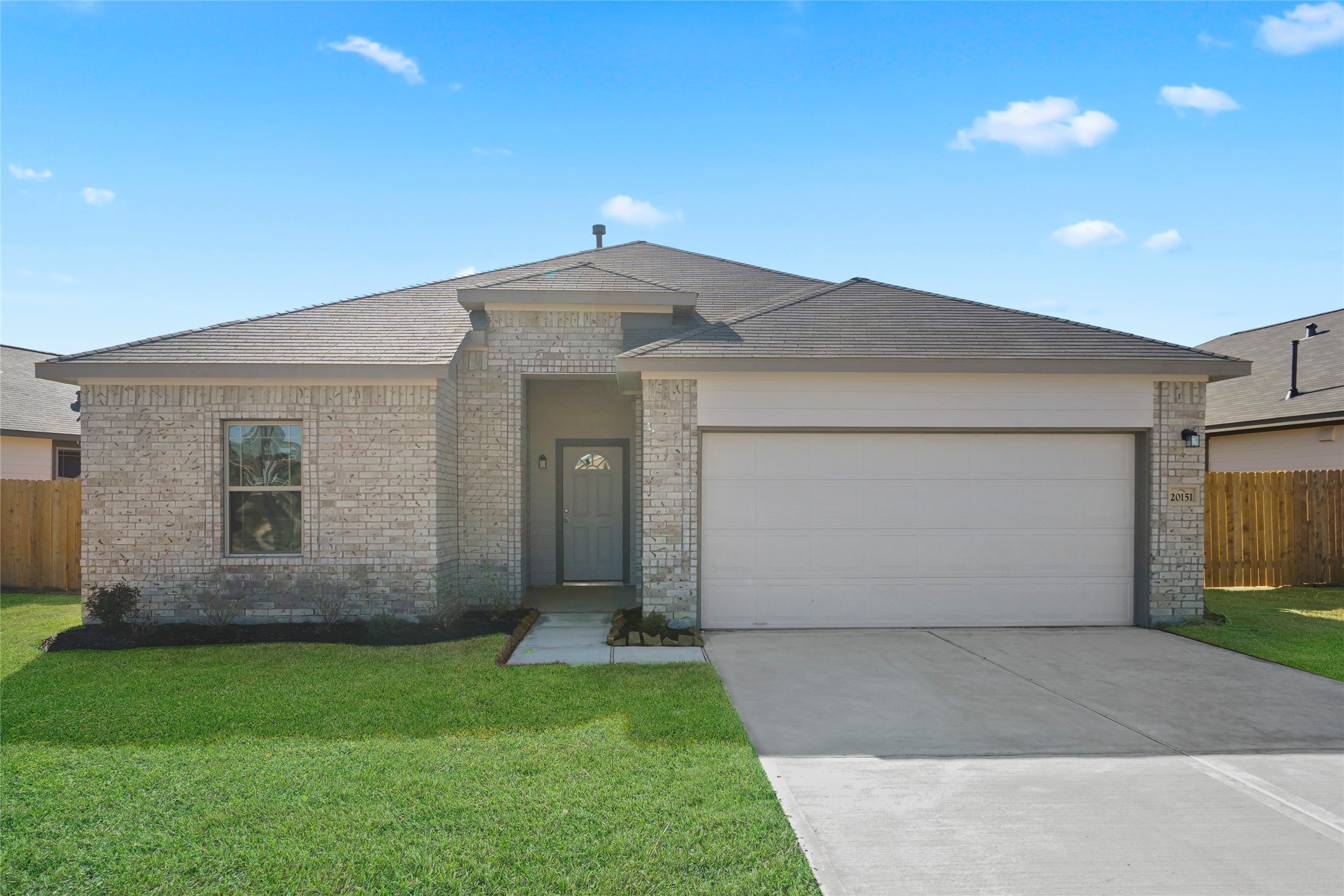 Listing photo 1