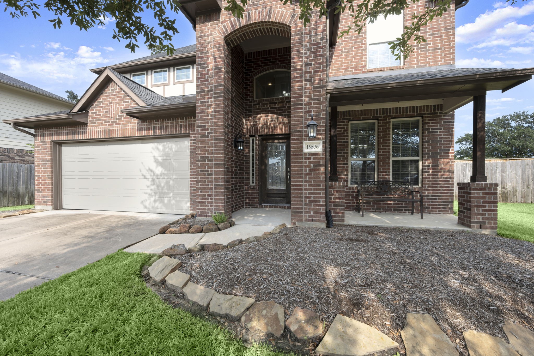 Listing photo 1