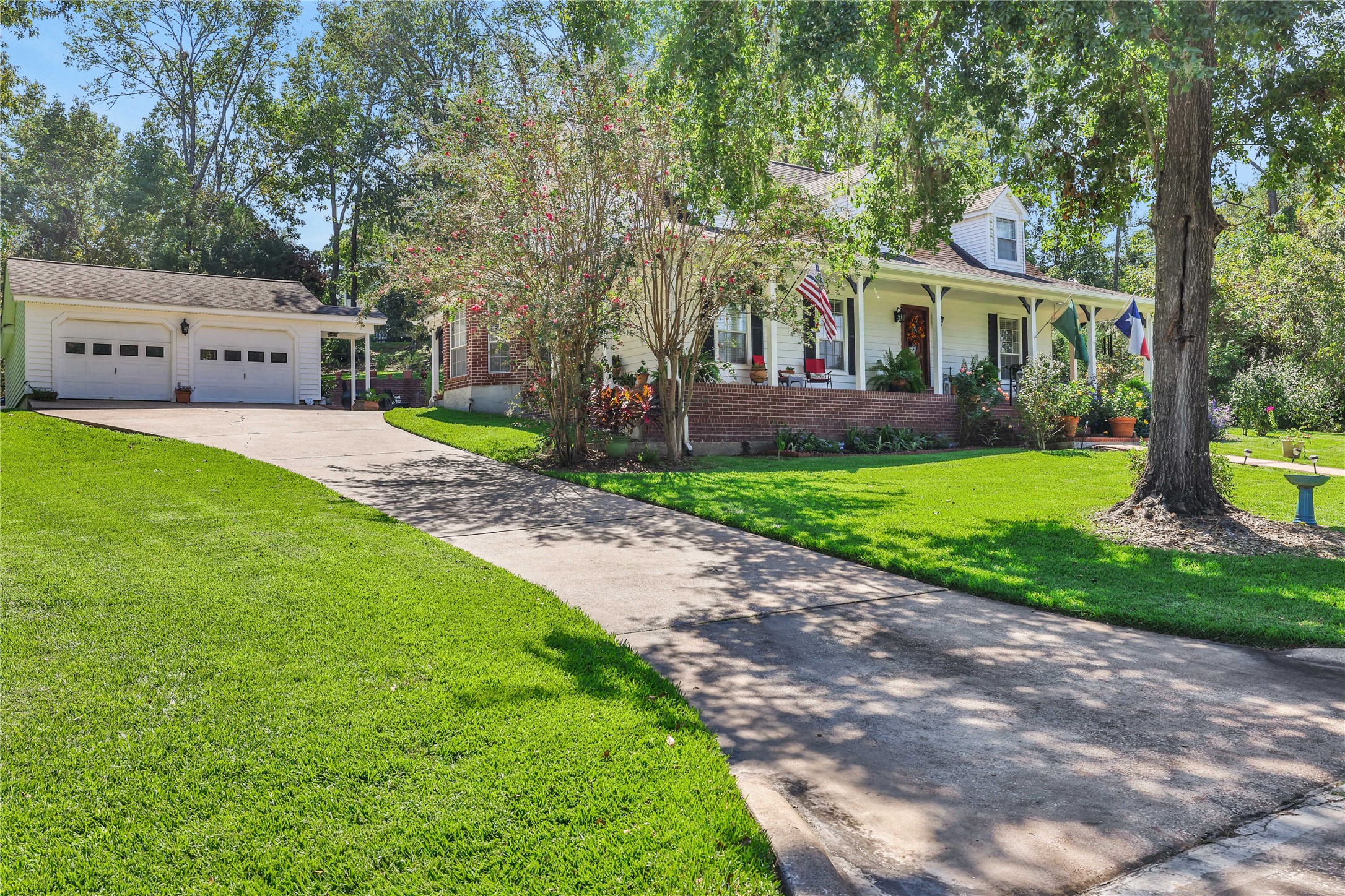 Listing photo 4