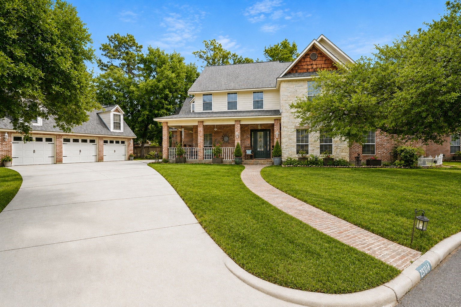 Listing photo 1
