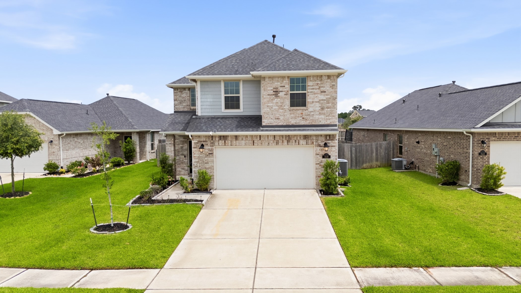 Listing photo 1