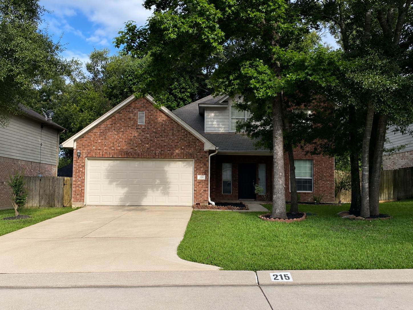 Listing photo 1