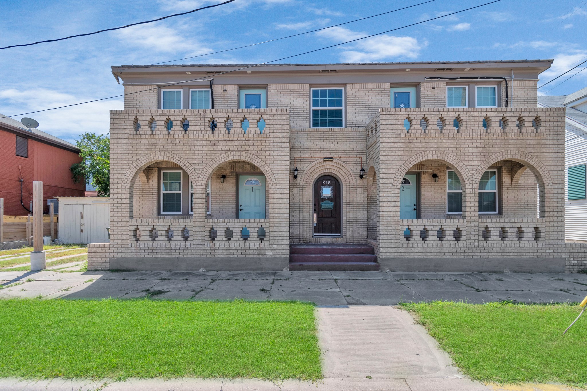 Listing photo 1