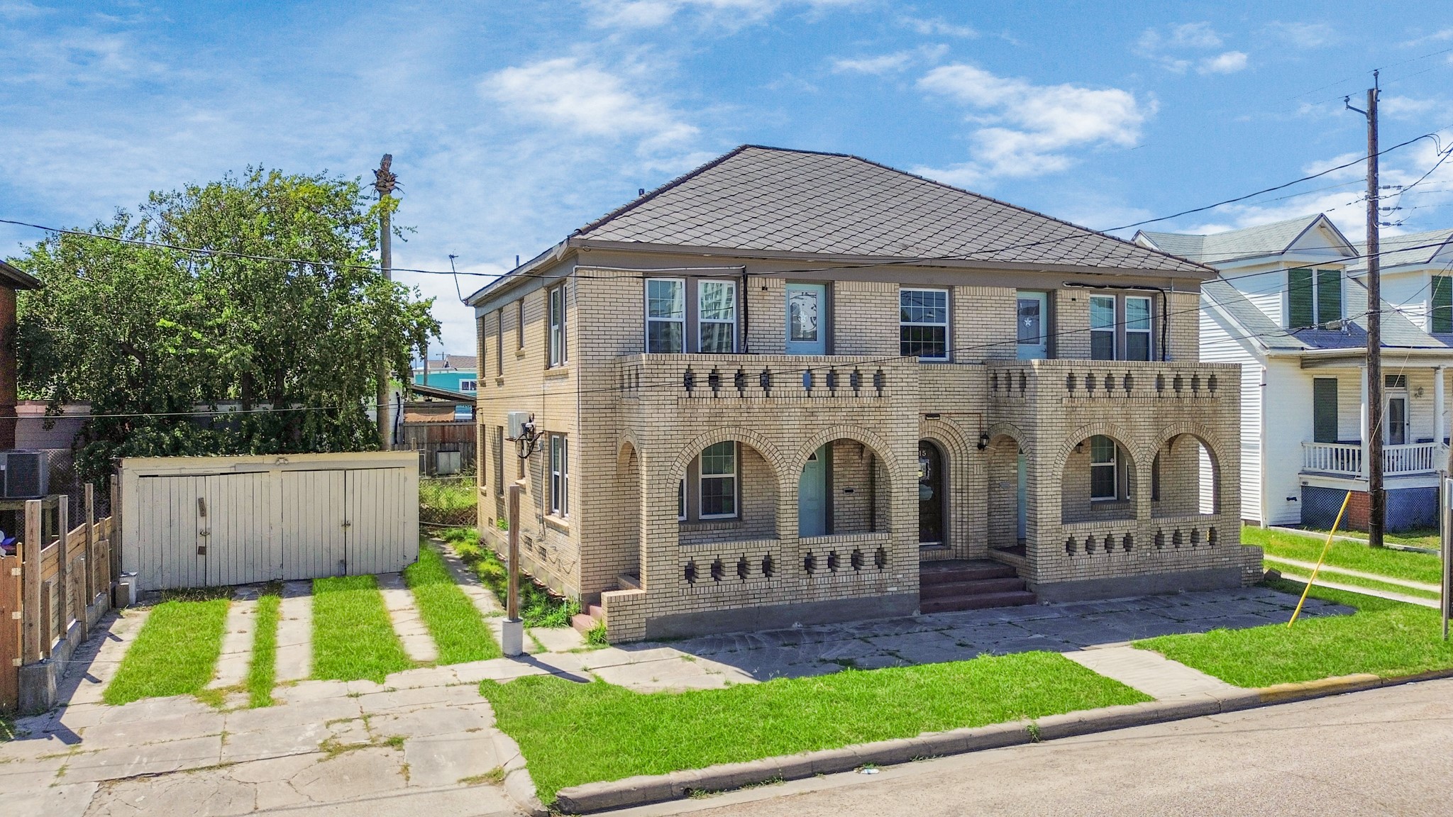 Listing photo 4