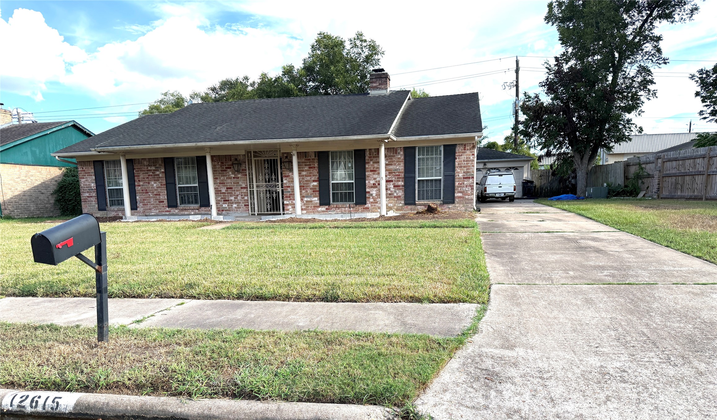 Listing photo 1