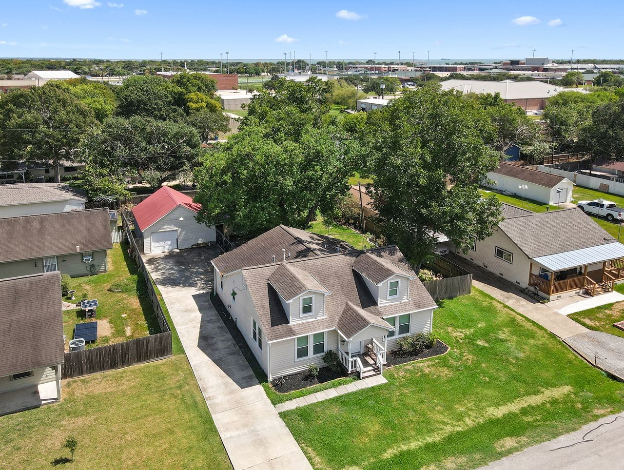 Listing photo 1