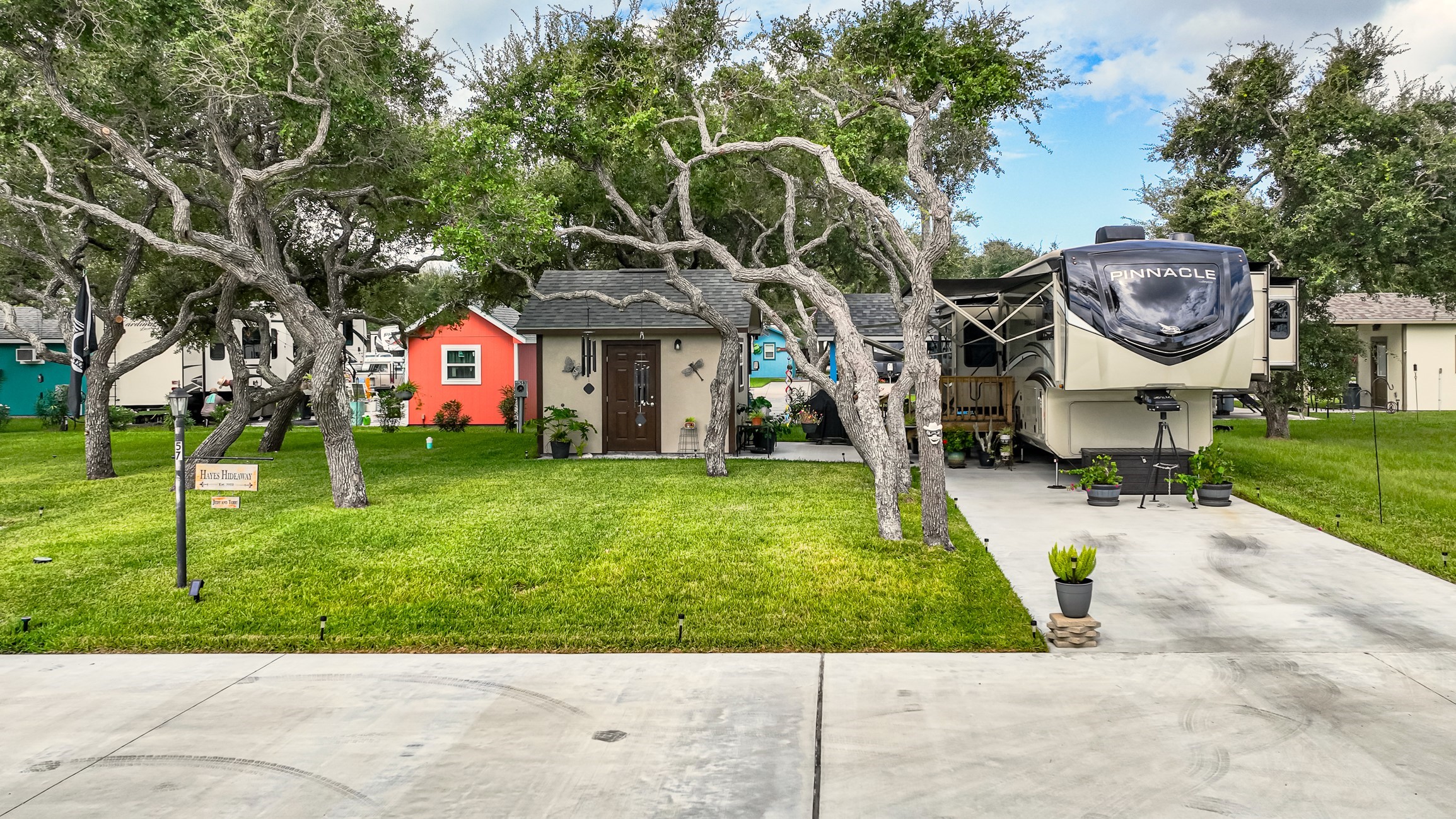 Listing photo 3