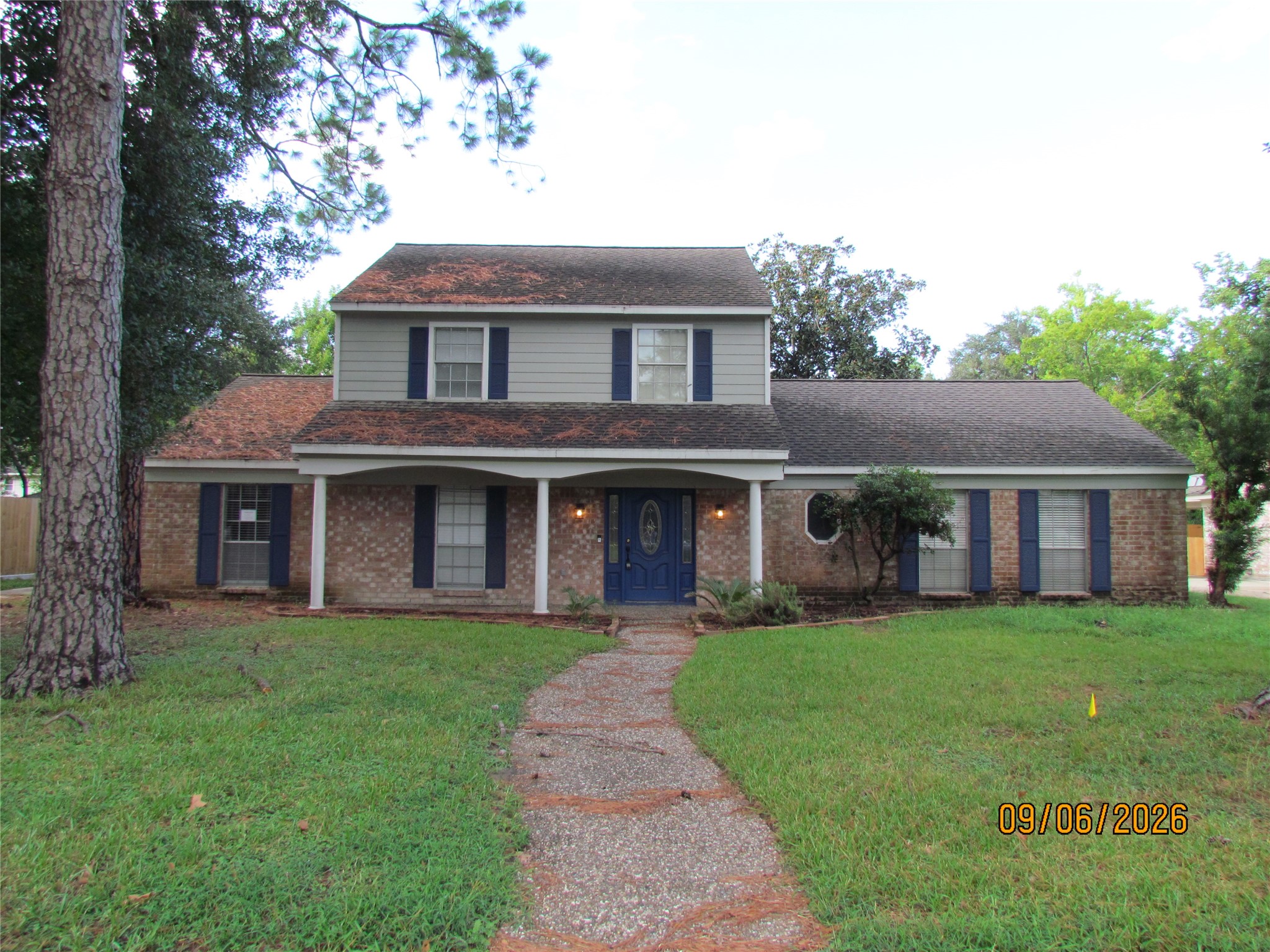 Listing photo 1