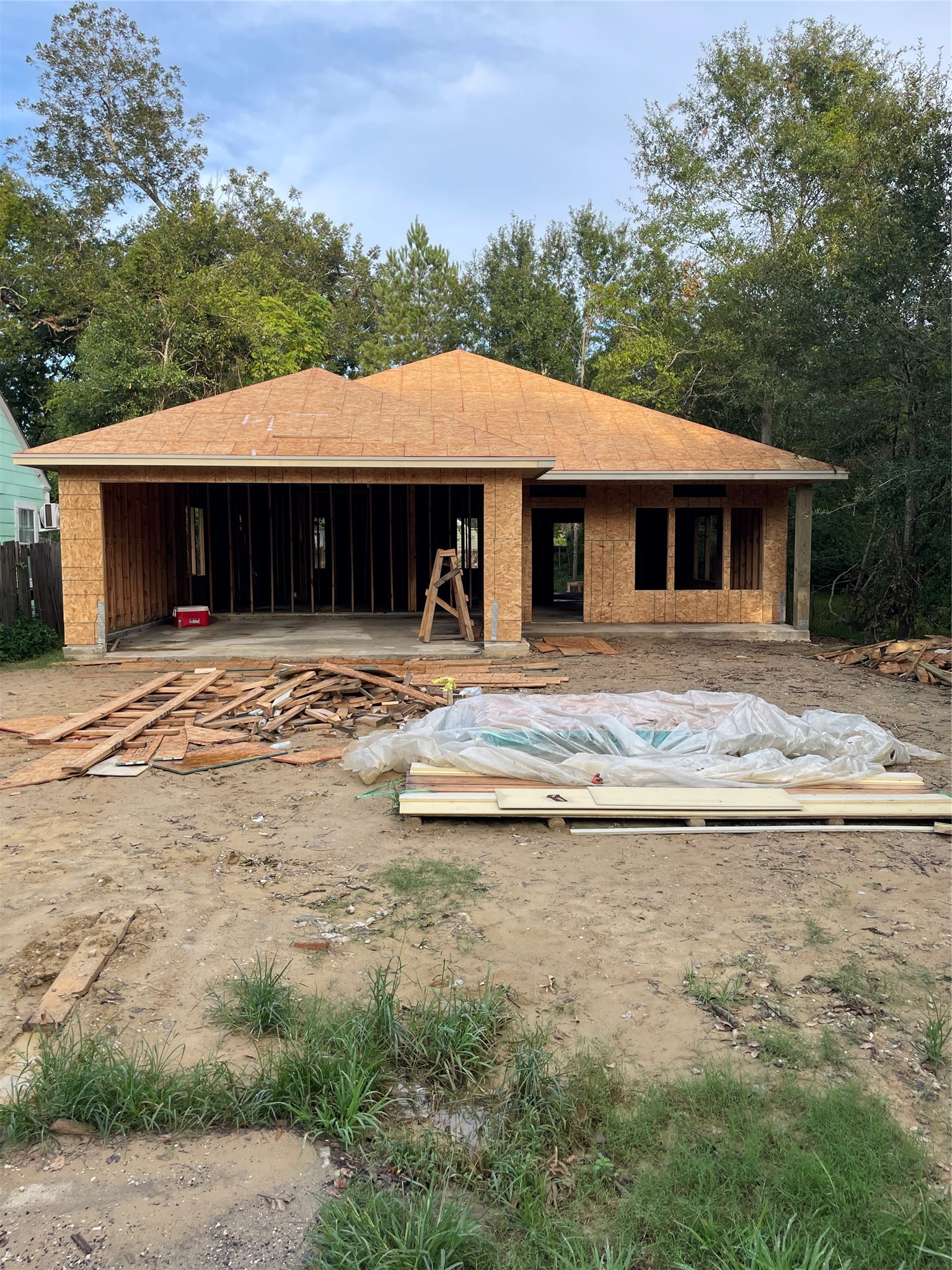 Listing photo 1