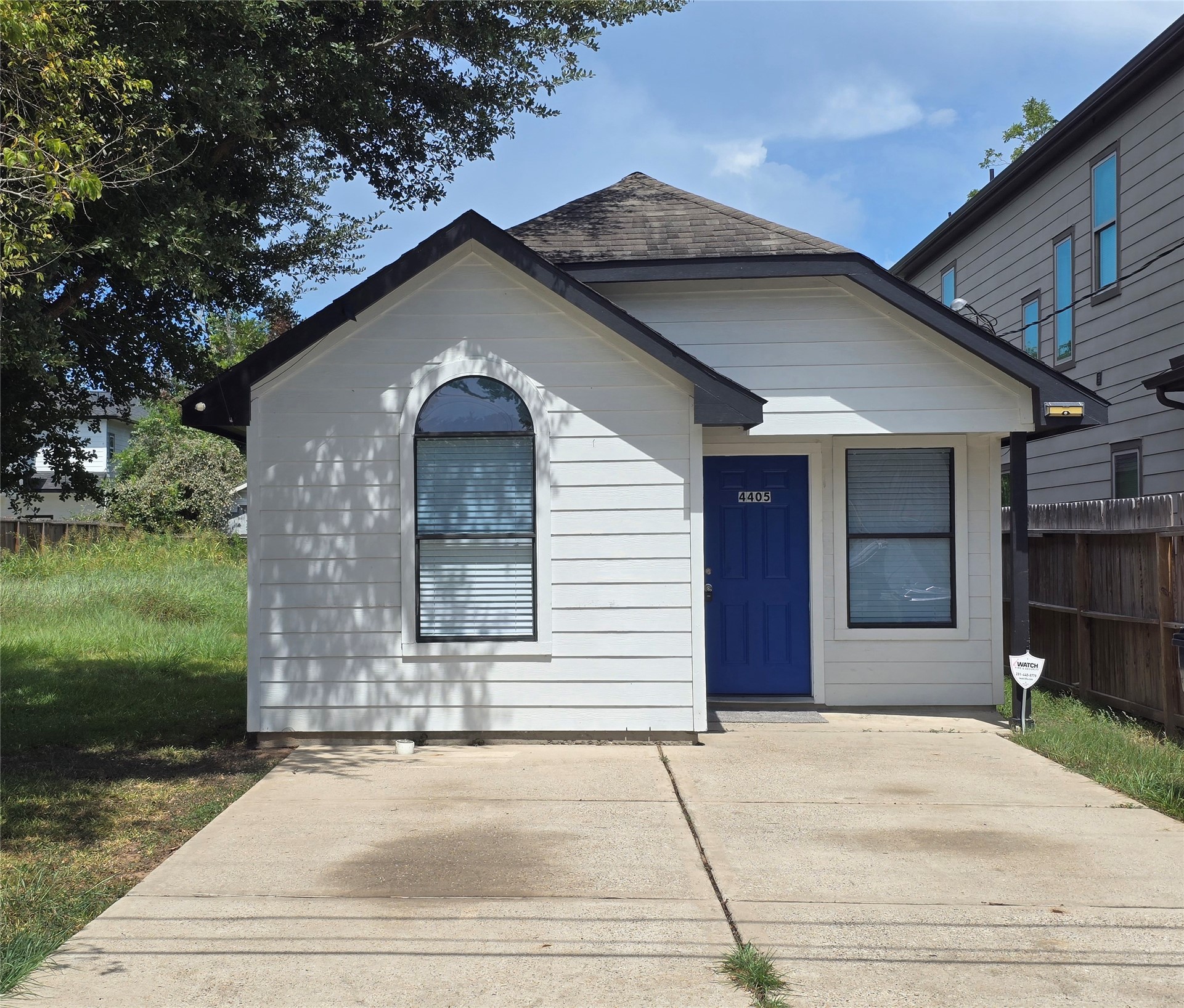 Listing photo 1