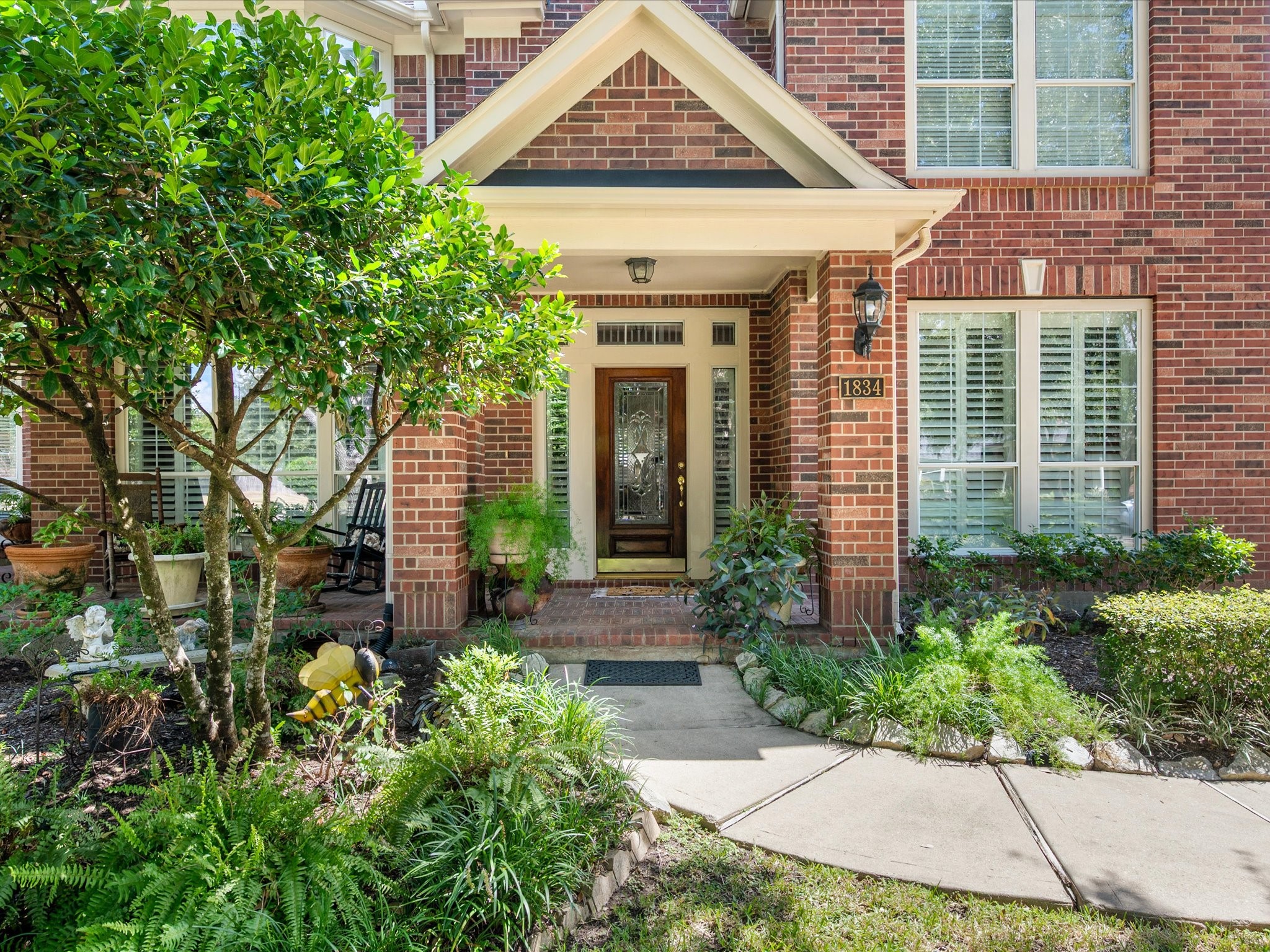Listing photo 1