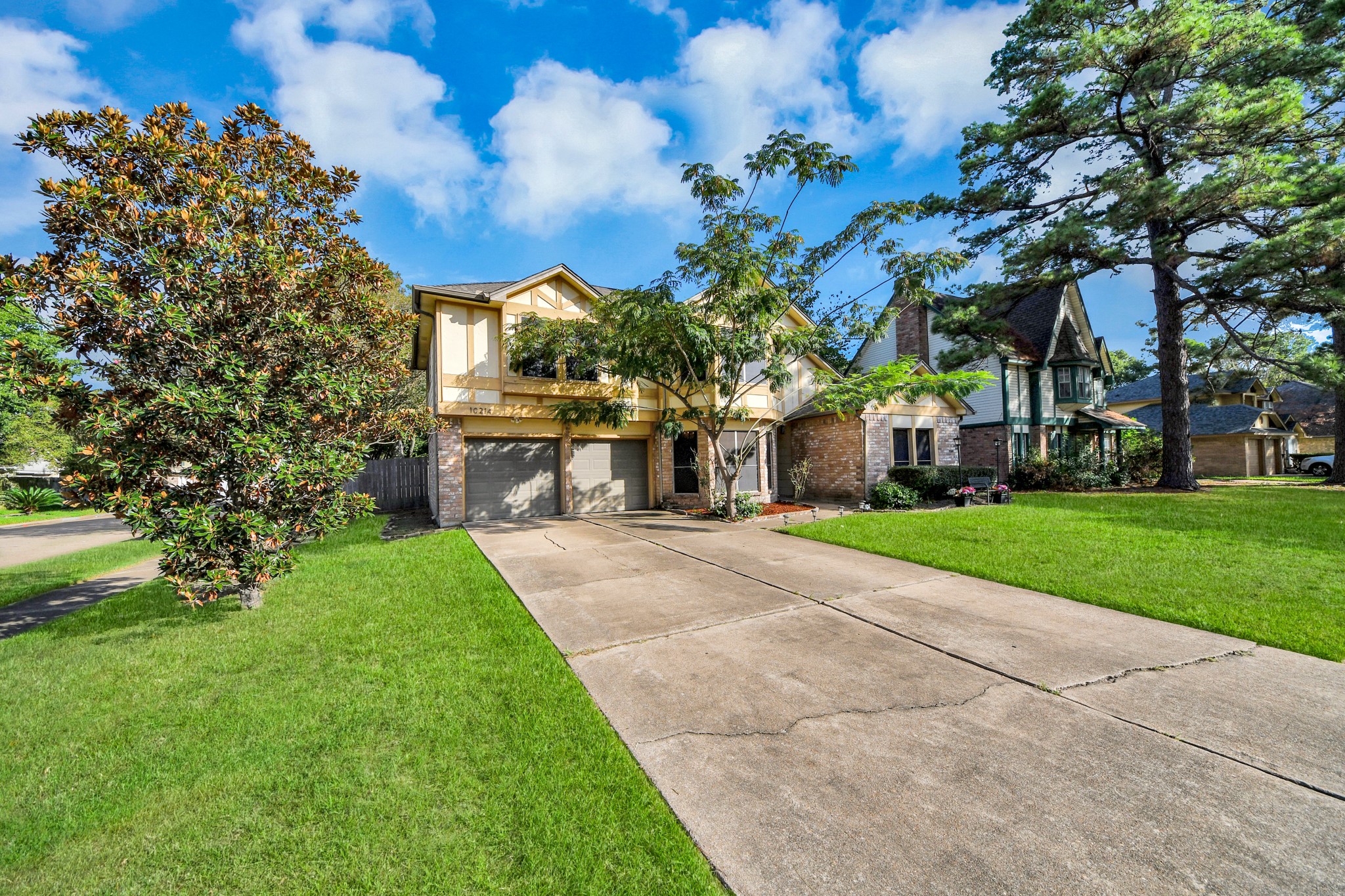 Listing photo 1