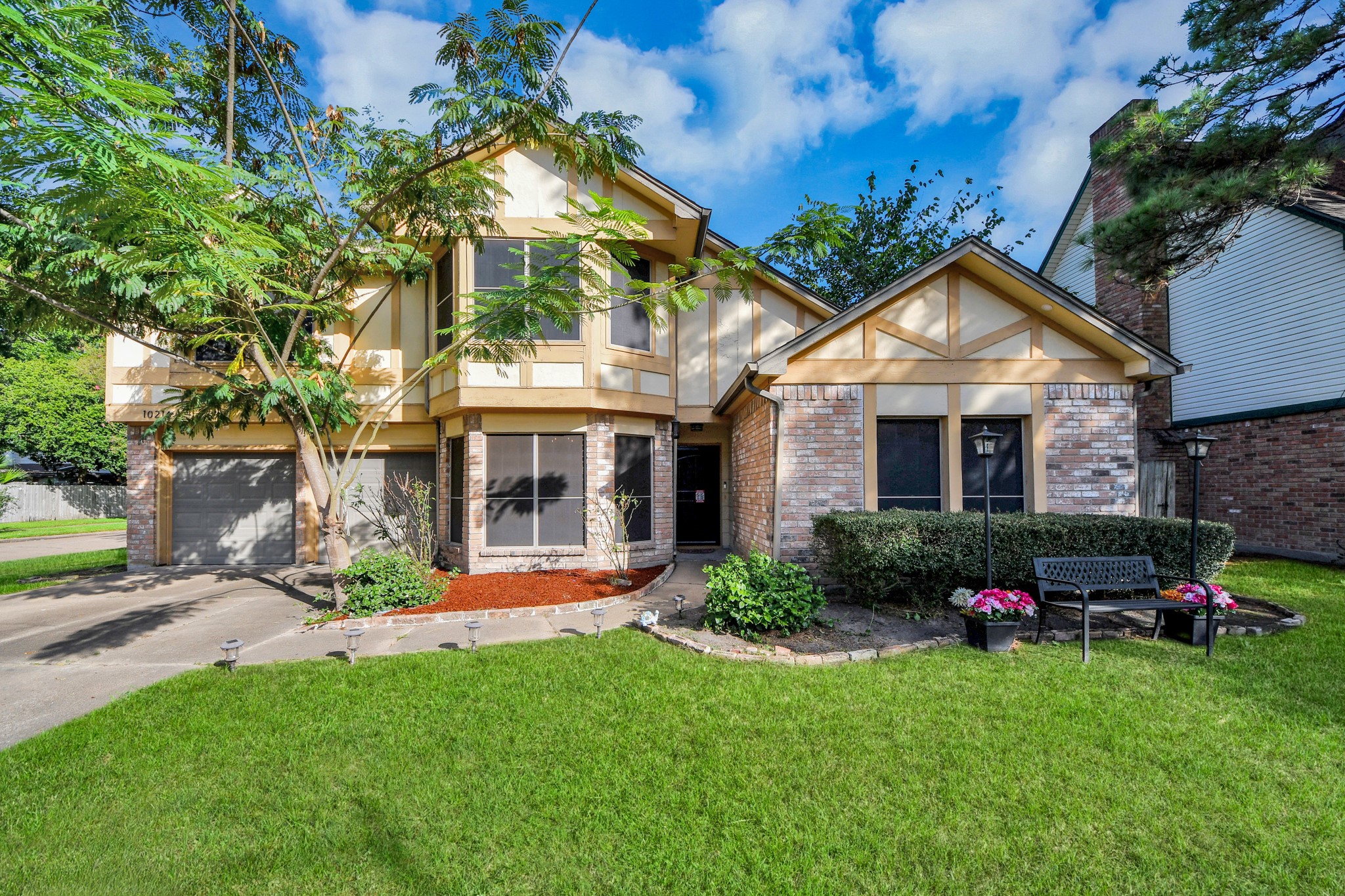 Listing photo 1