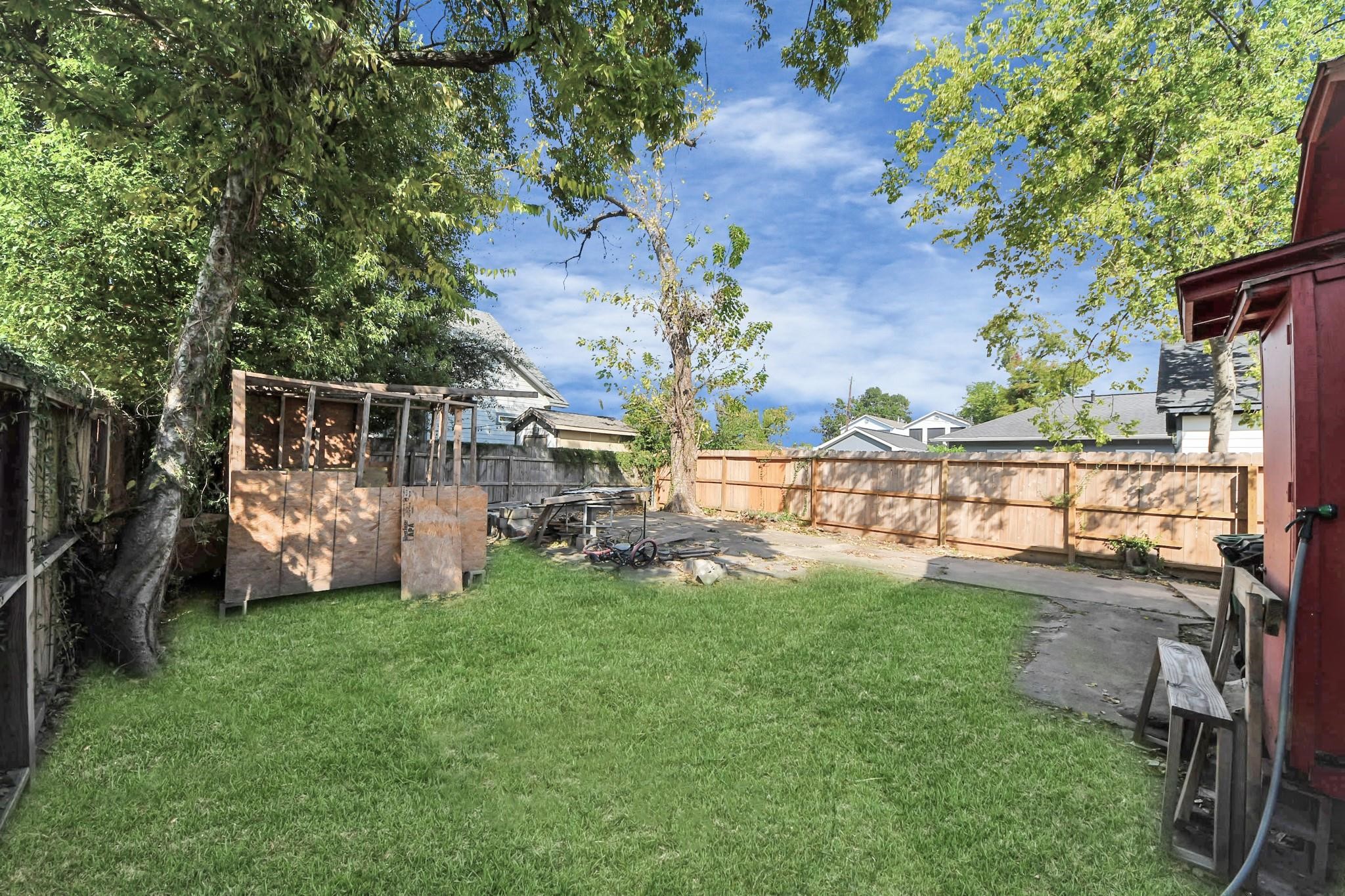 Listing photo 5