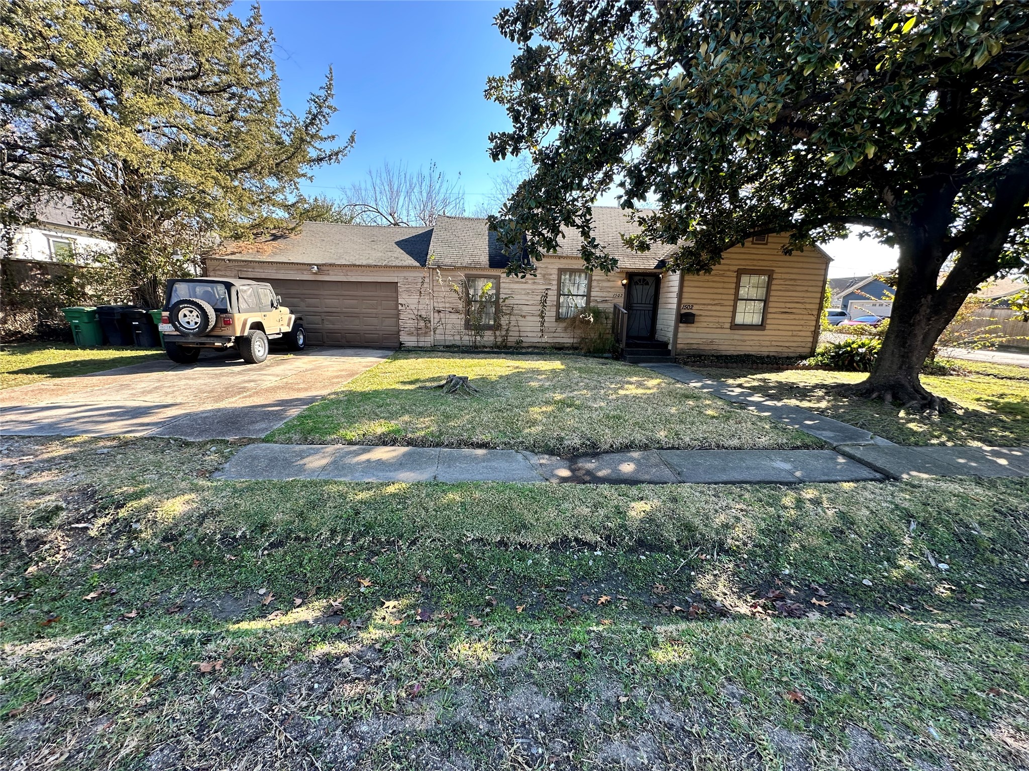 Listing photo 5
