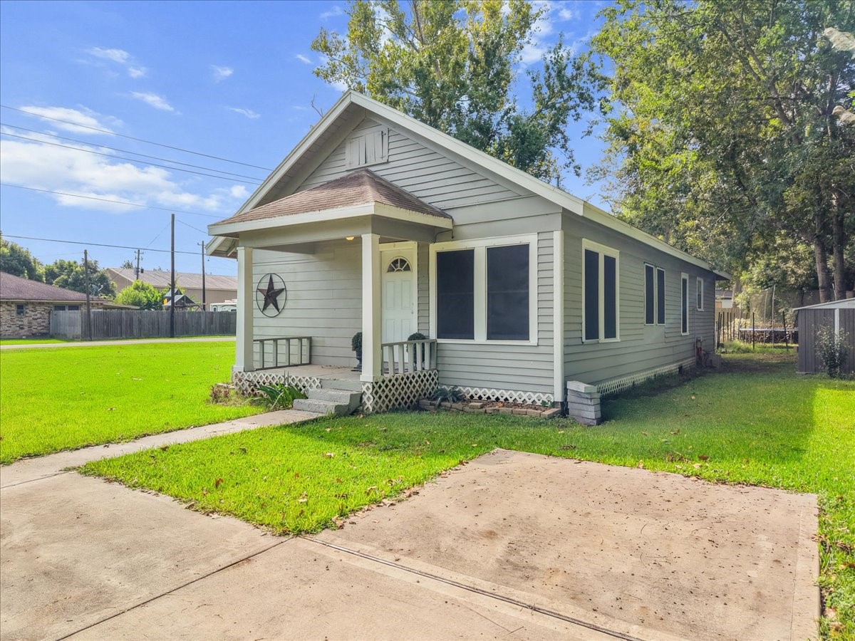 Listing photo 3