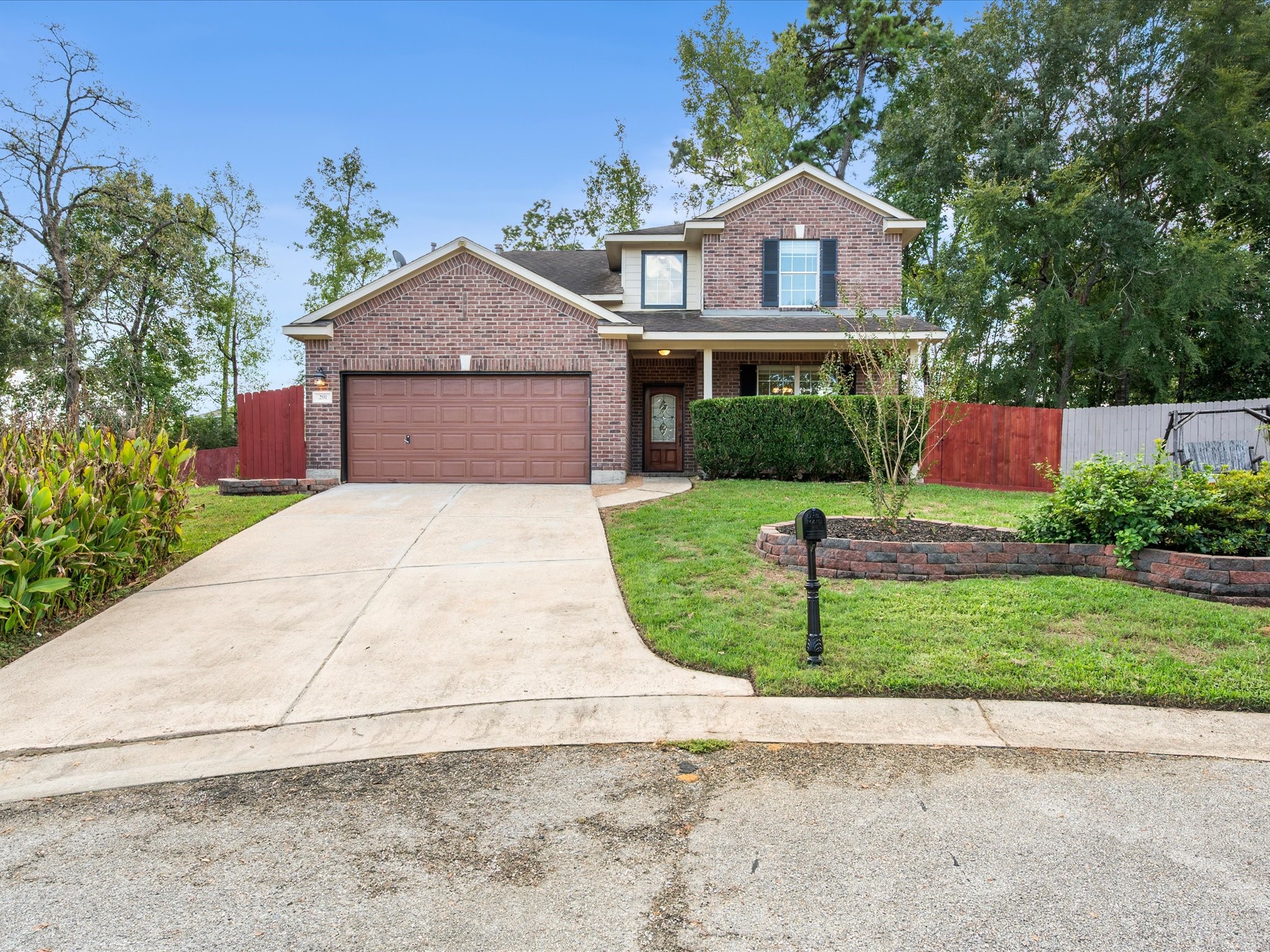 Listing photo 3