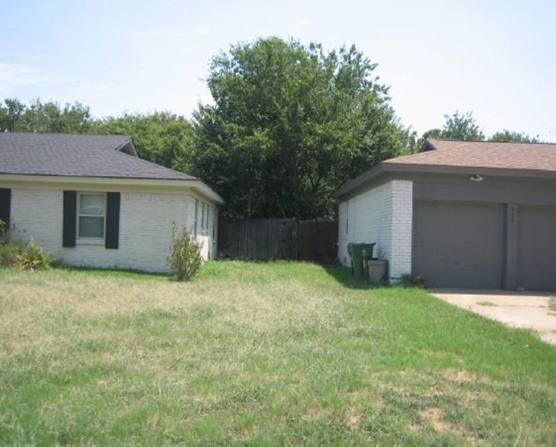 Listing photo 3
