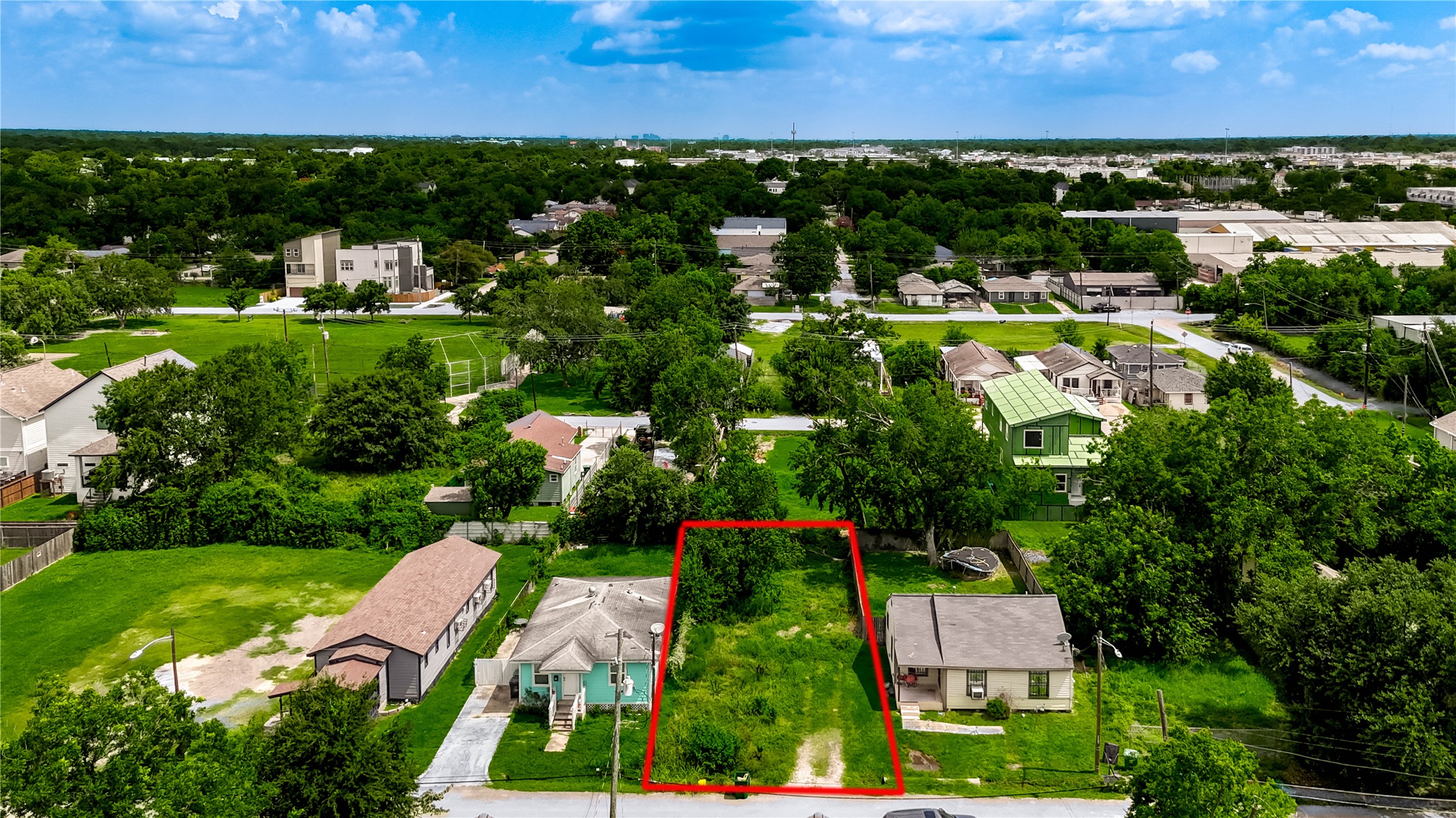 Listing photo 3