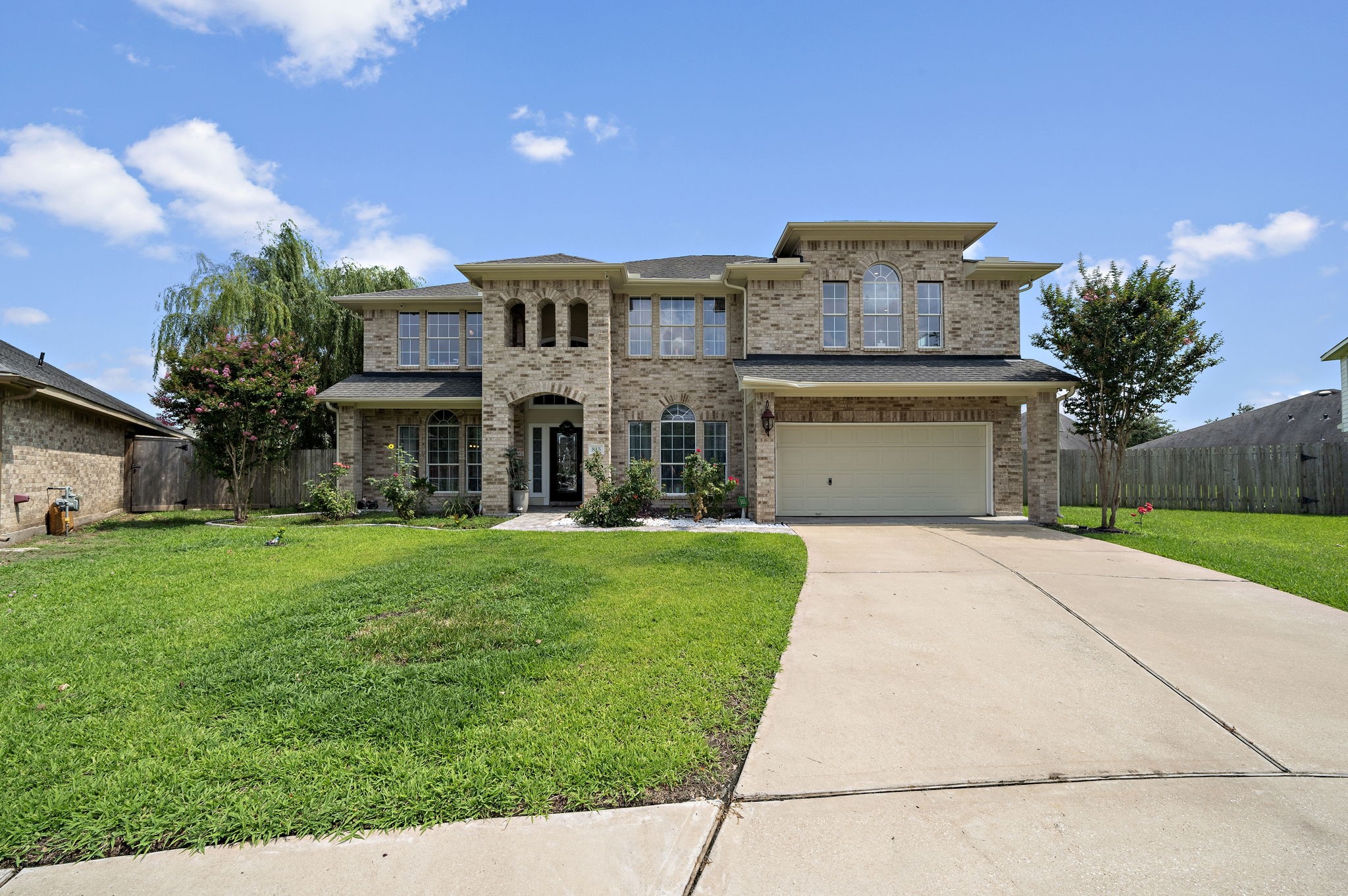 Listing photo 1