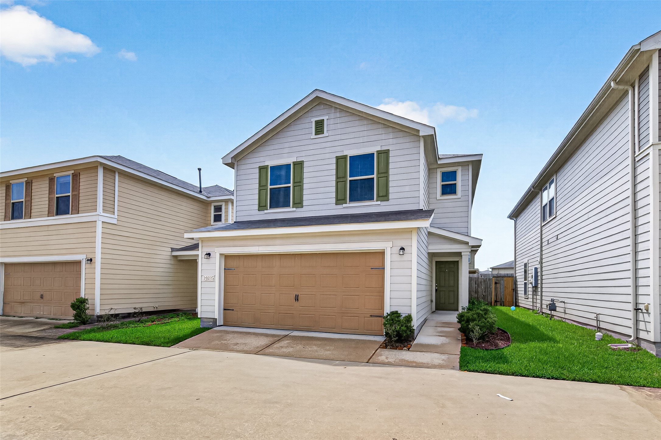 Listing photo 1