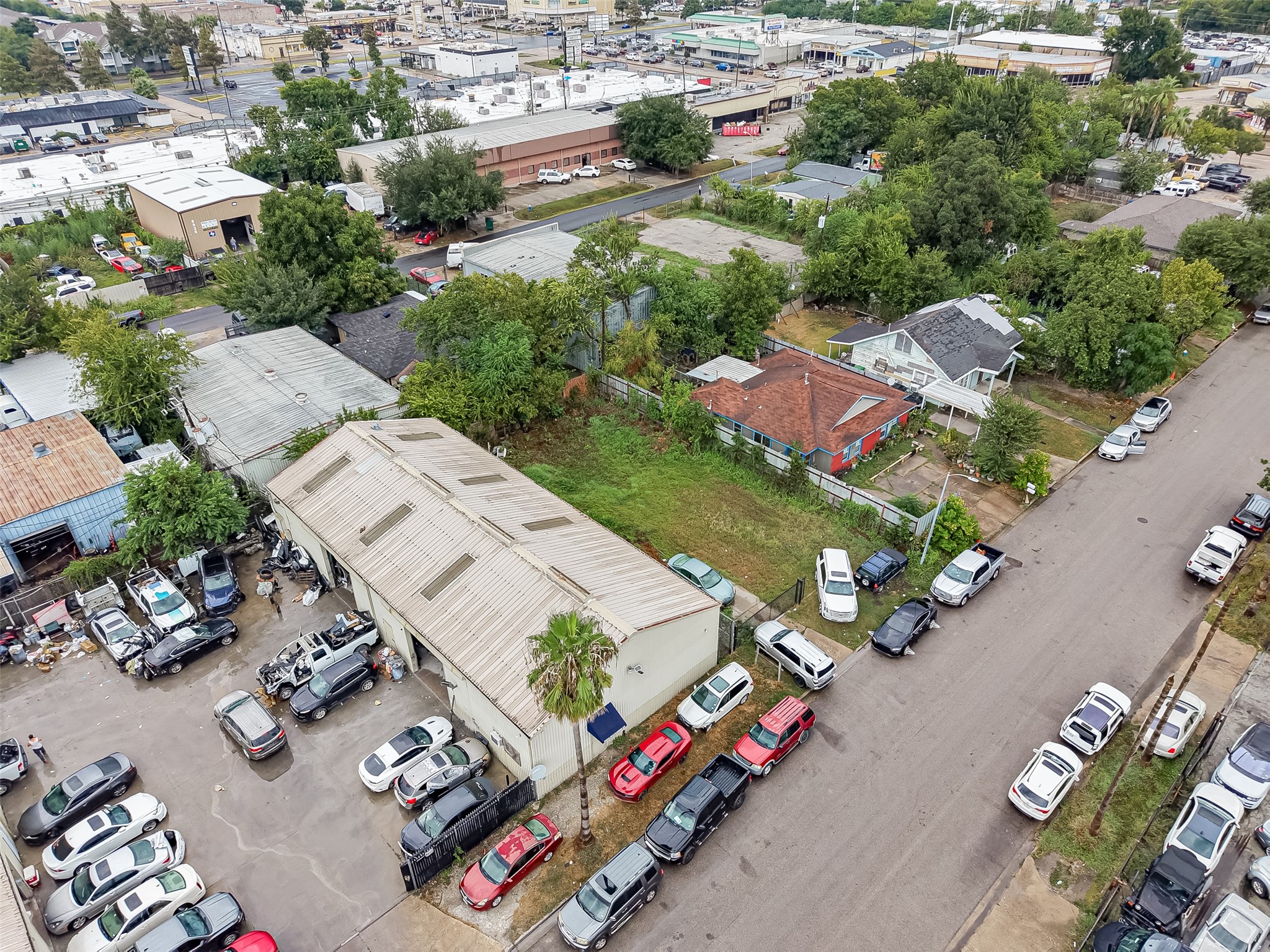 Listing photo 1