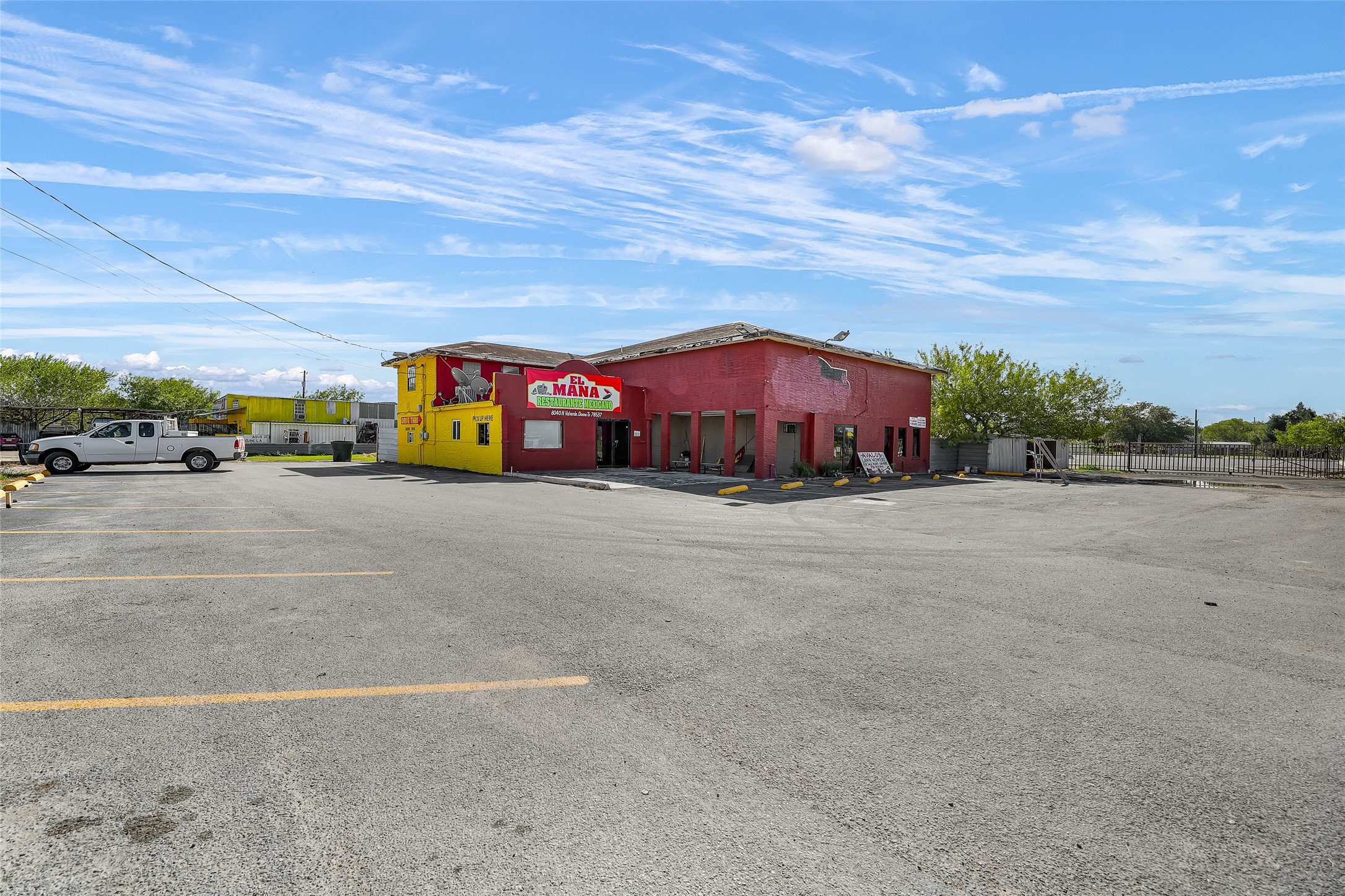 Listing photo 1