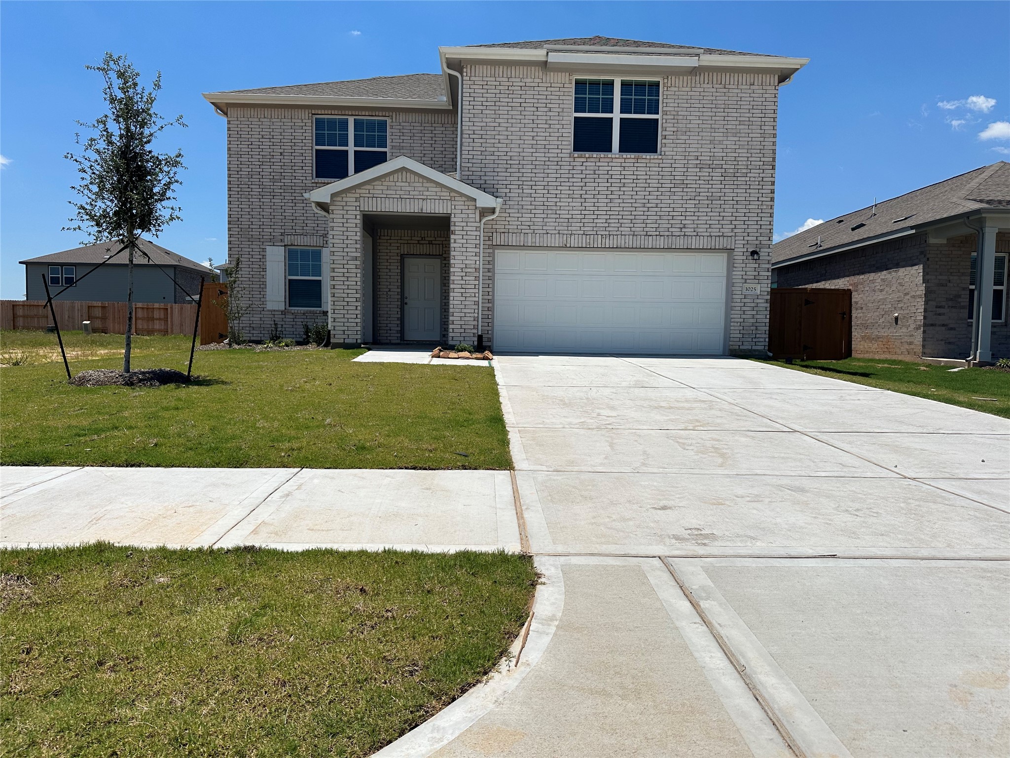 Listing photo 1