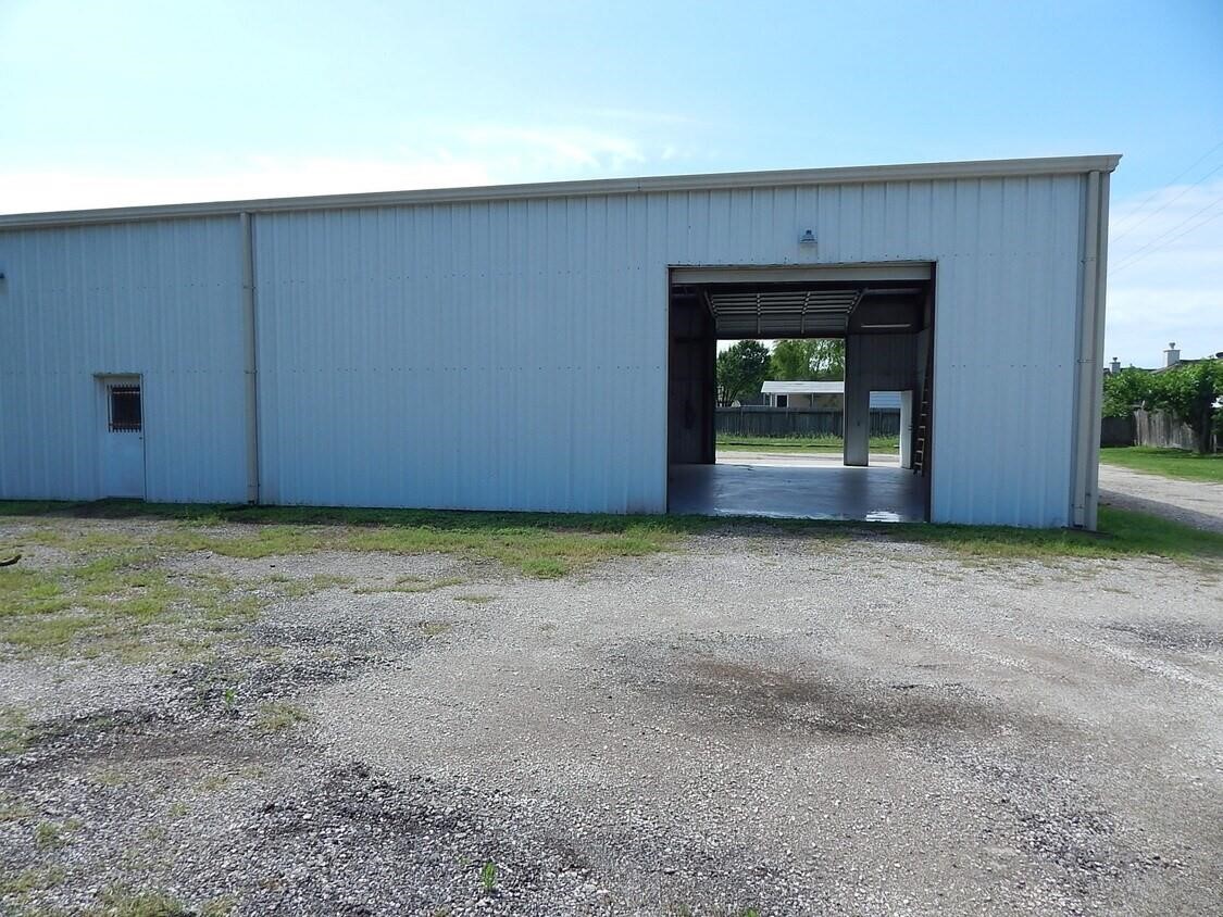 Listing photo 1