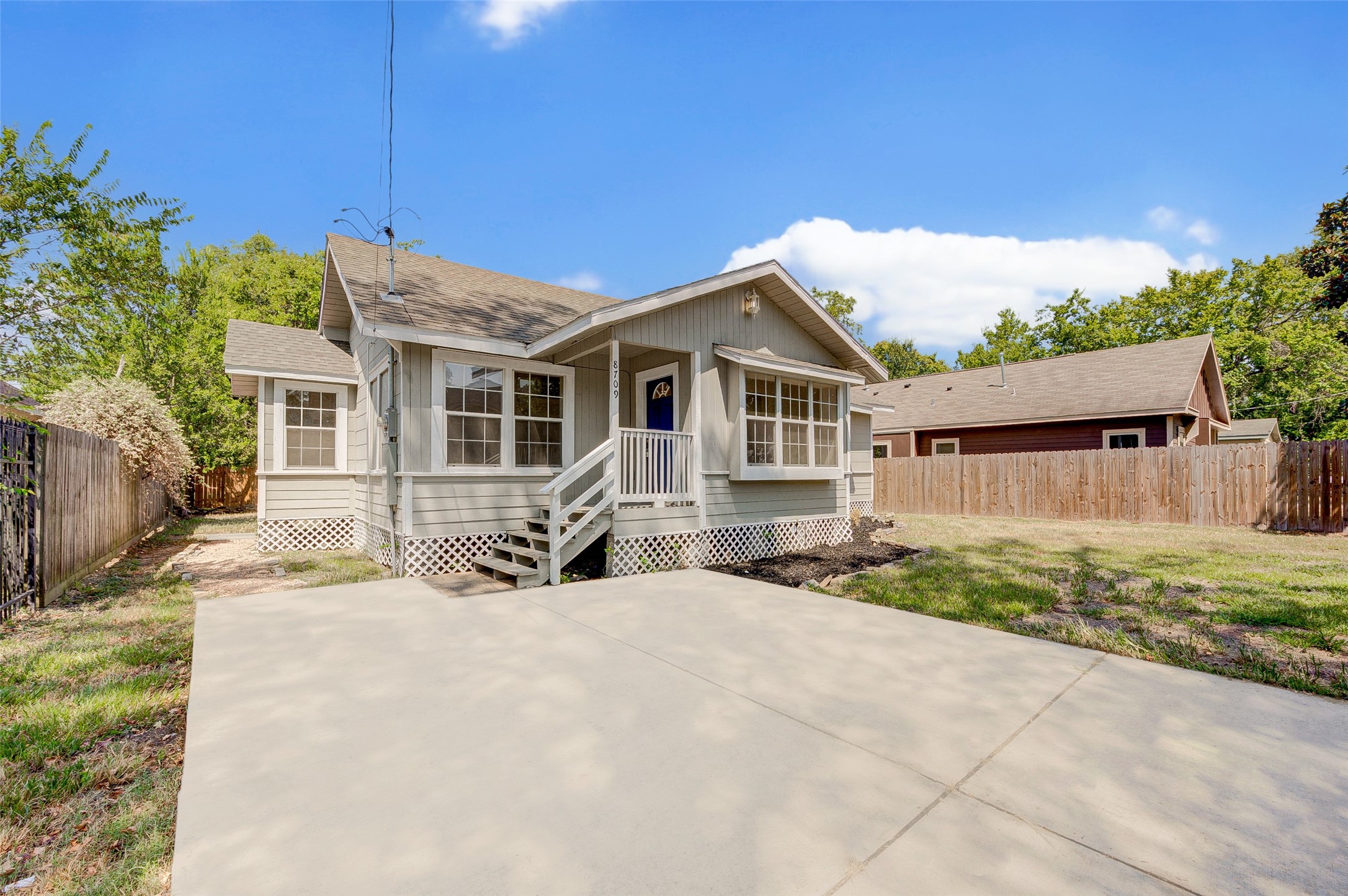 Listing photo 3
