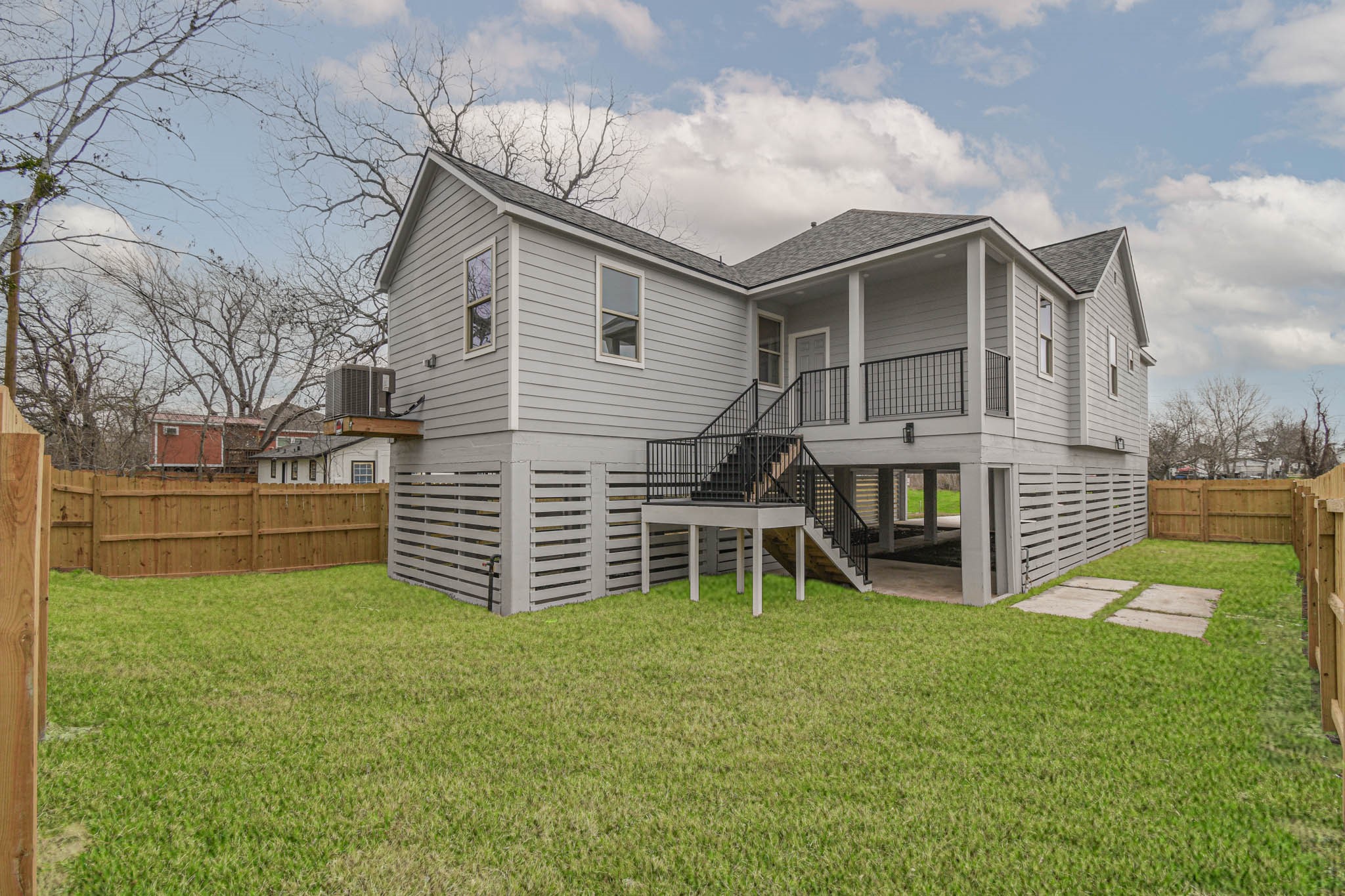 Listing photo 3