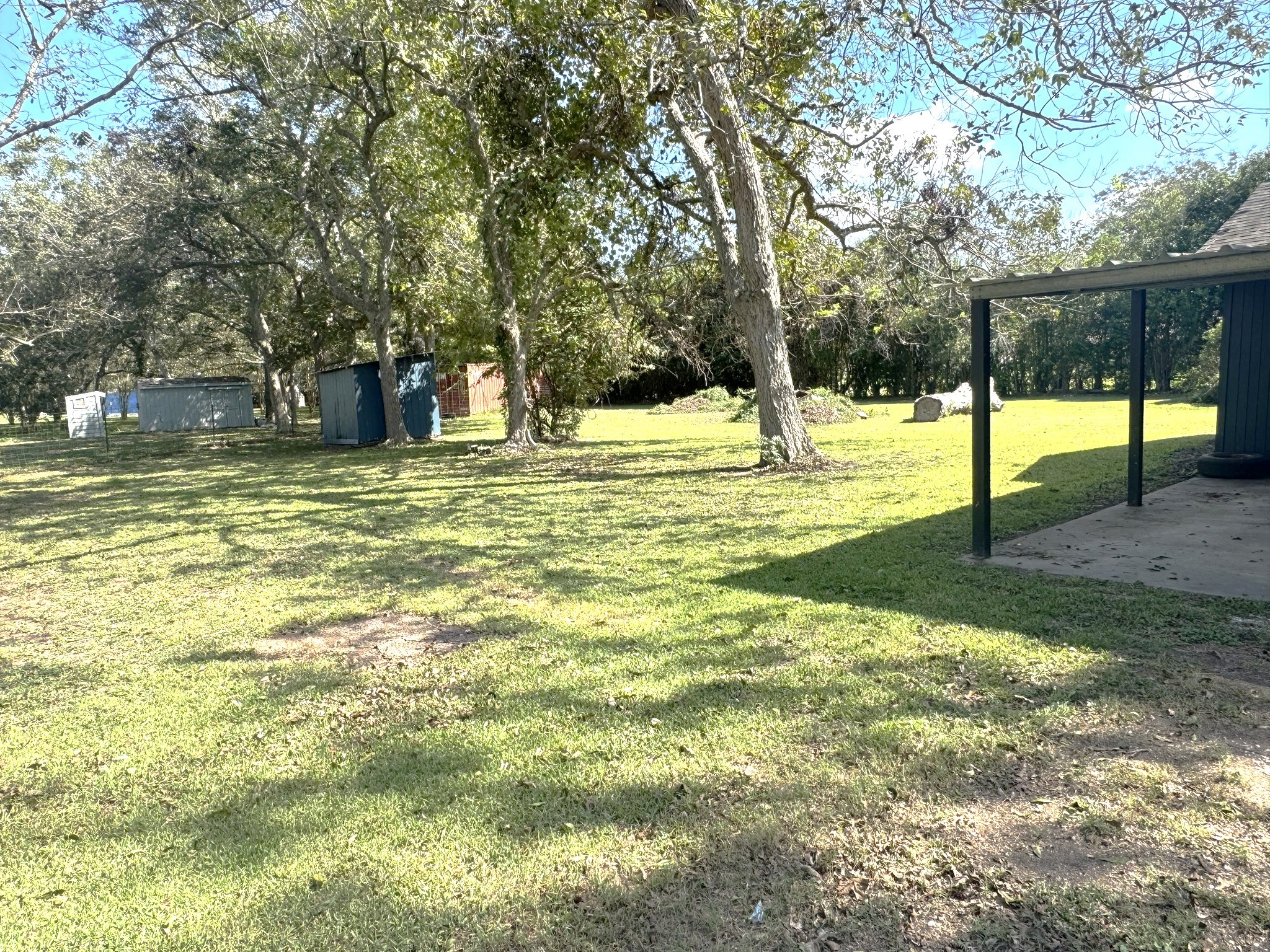 Listing photo 5