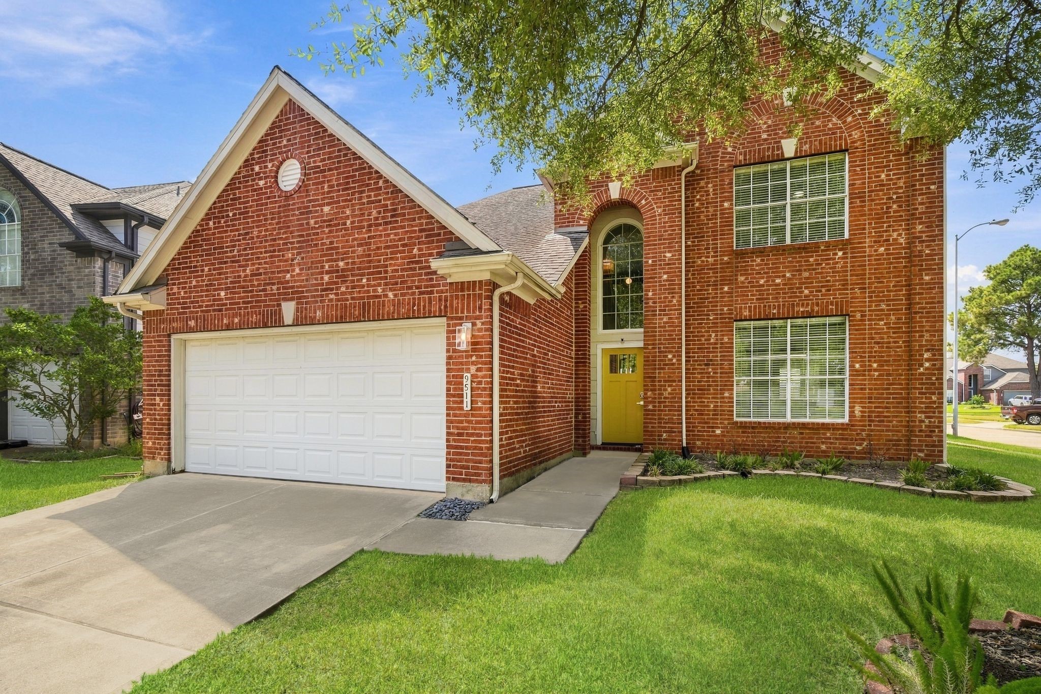 Listing photo 1