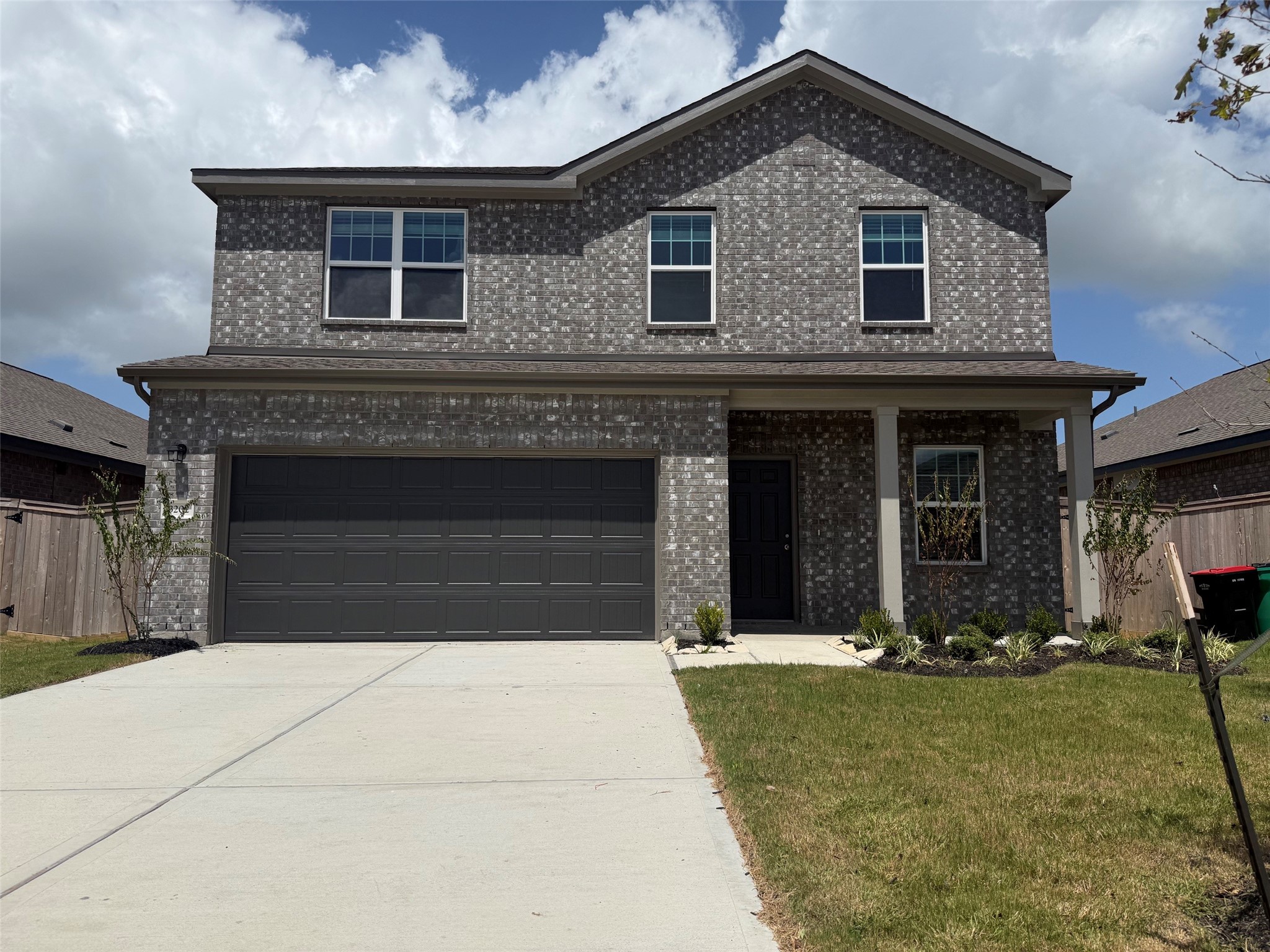 Listing photo 1