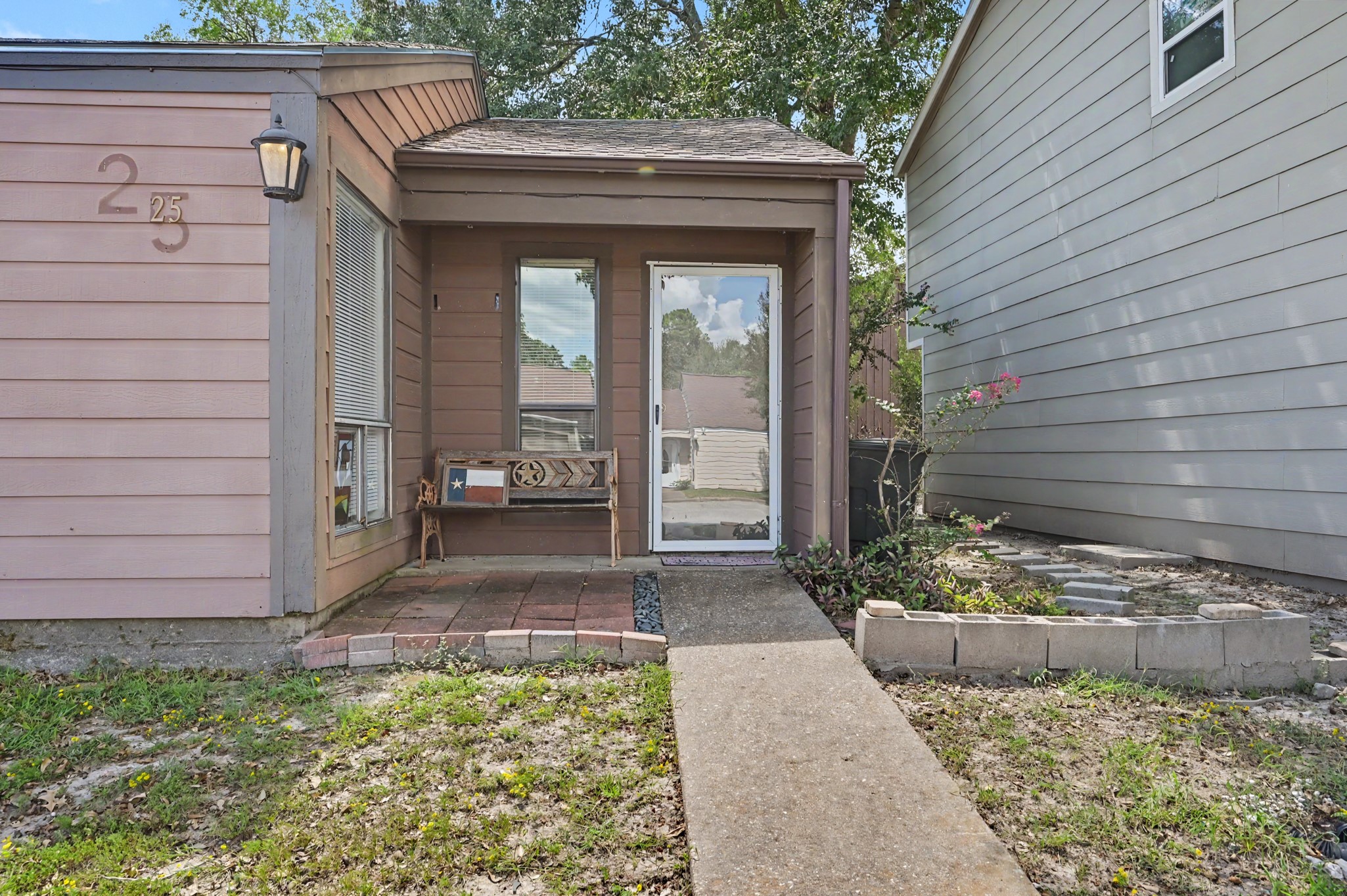 Listing photo 4